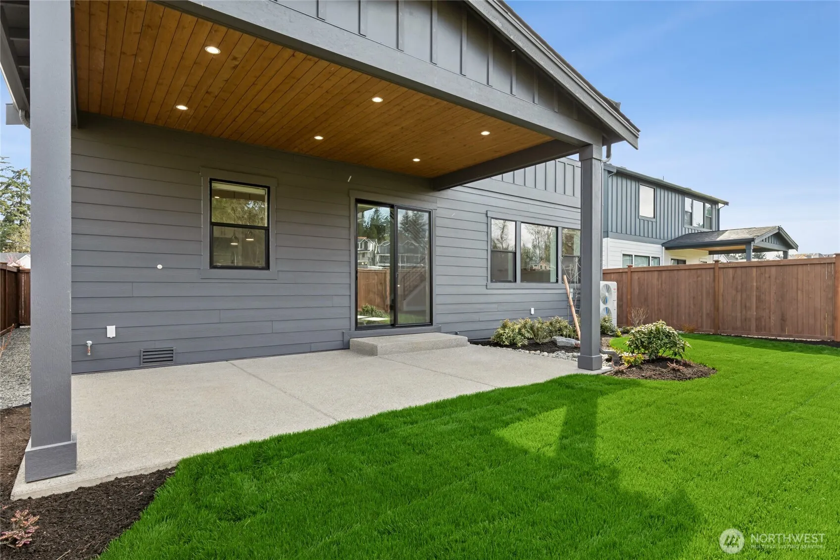14449 133rd Place NE #6, Woodinville, WA 98072