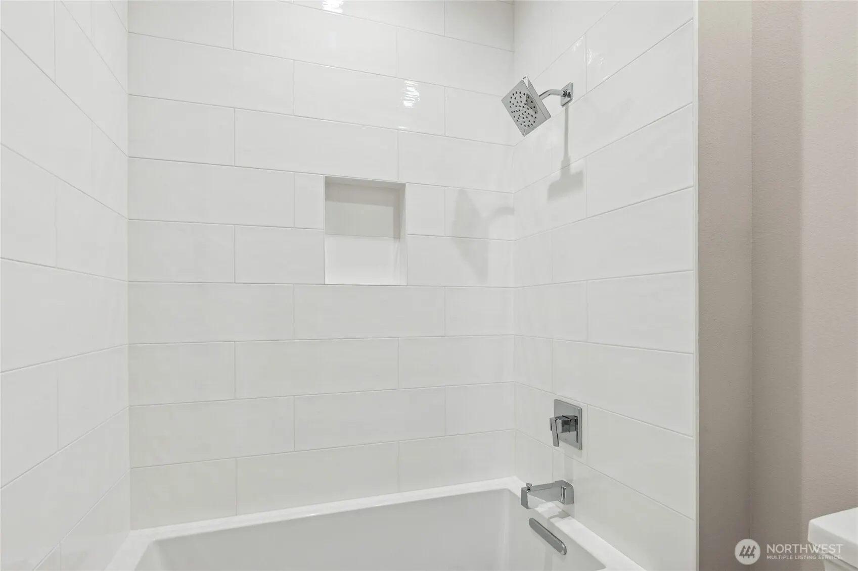 14449 133rd Place NE #6, Woodinville, WA 98072