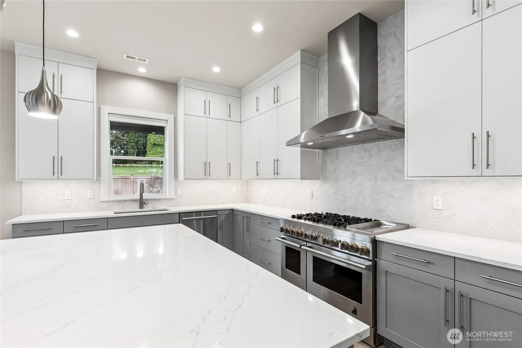 14449 133rd Place NE #6, Woodinville, WA 98072