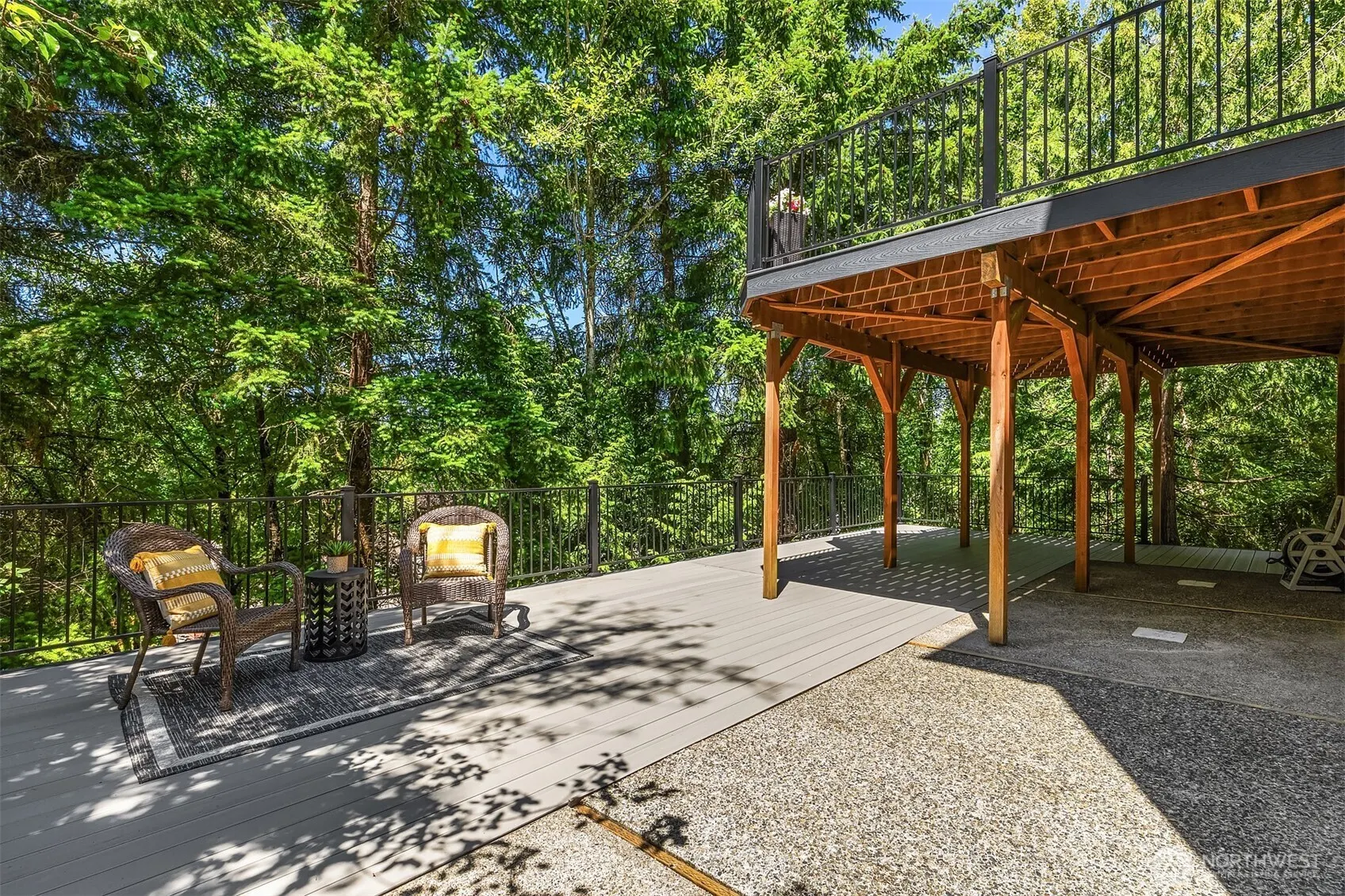 17431 NE 28th Street , Redmond, WA 98052-6241