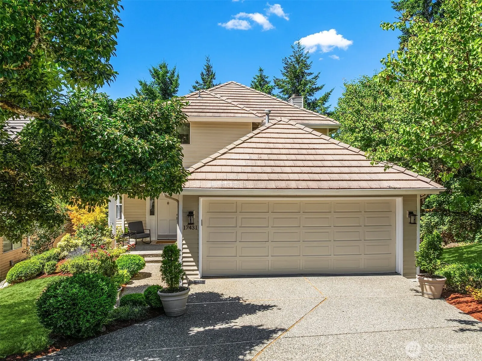 17431 NE 28th Street , Redmond, WA 98052-6241