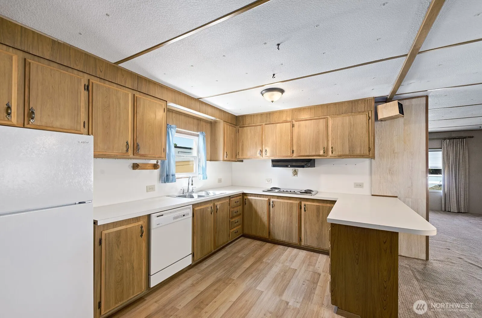 14322 Admiralty Way #125, Lynnwood, WA 98087