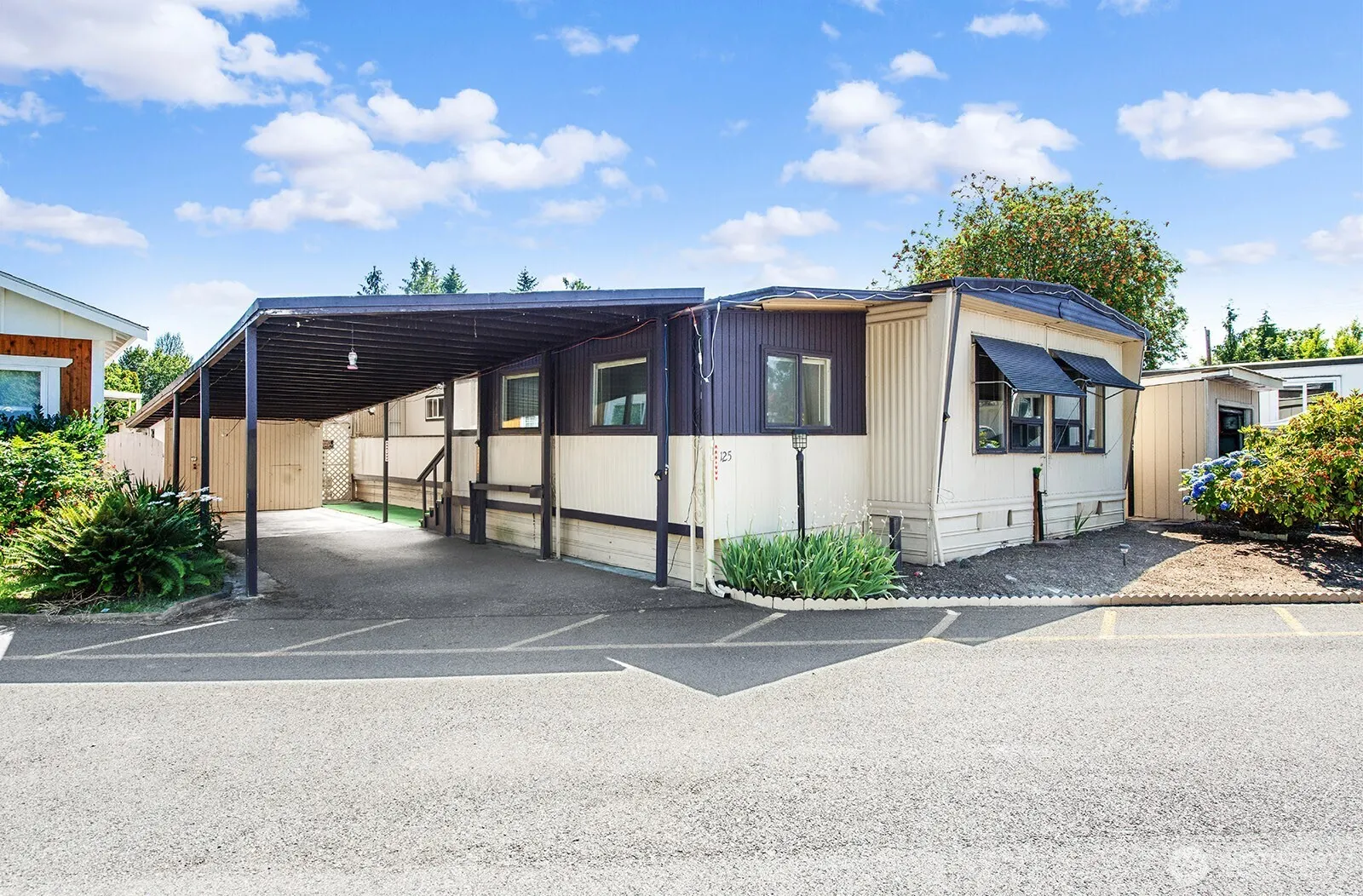 14322 Admiralty Way #125, Lynnwood, WA 98087