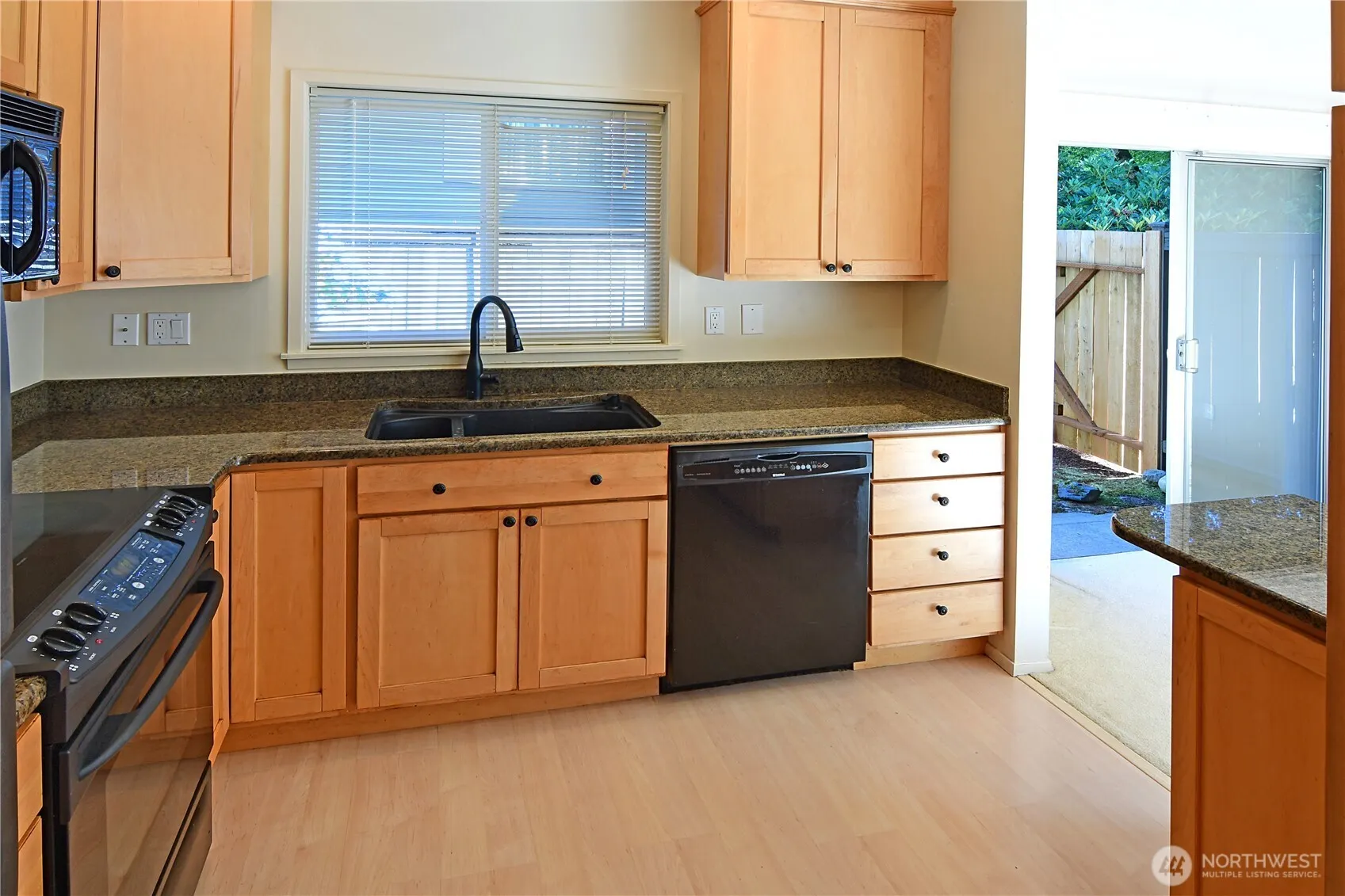 14421 118th Avenue NE, Kirkland, WA 98034