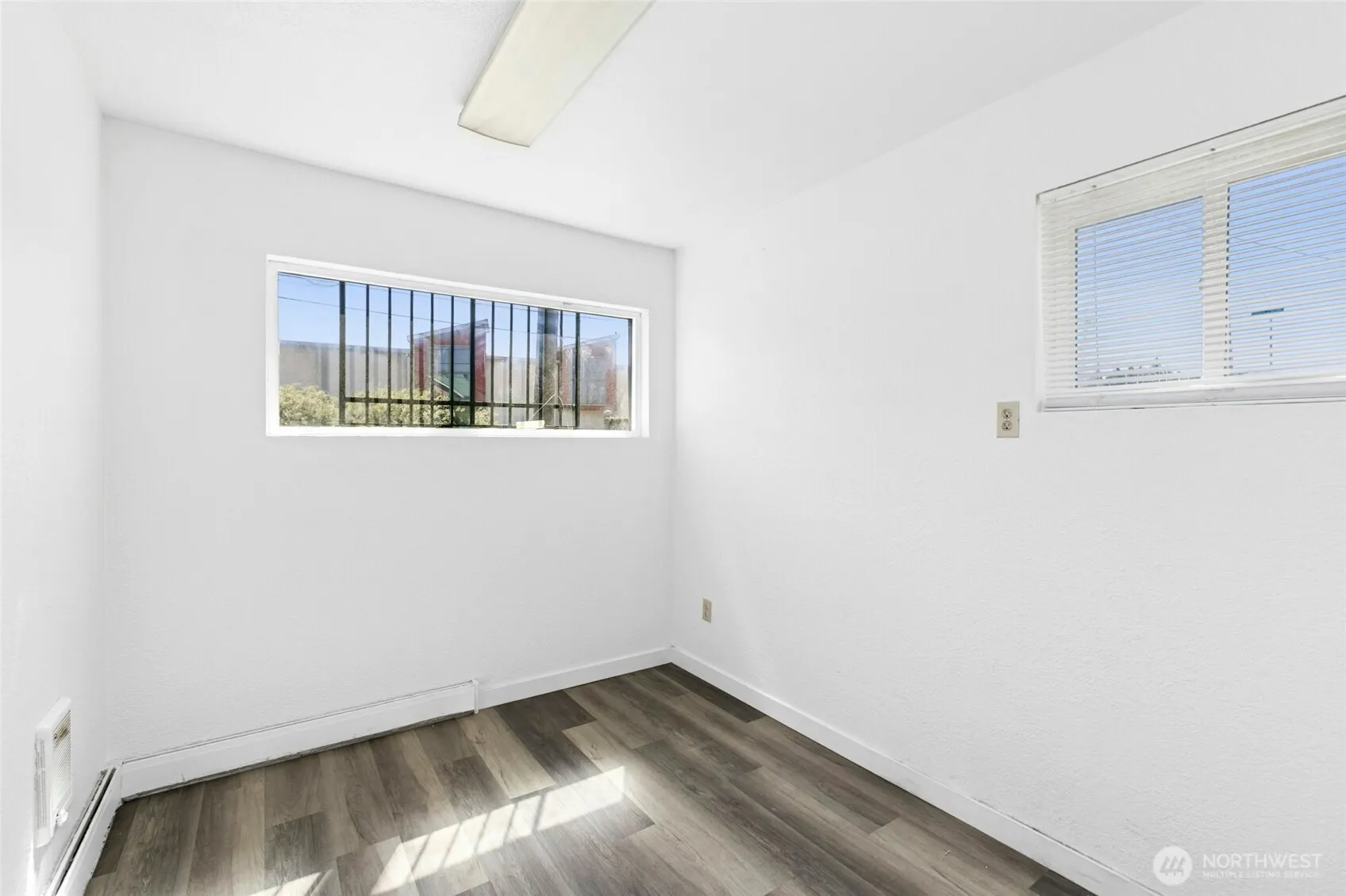 525 Central Avenue N, Kent, WA 98032