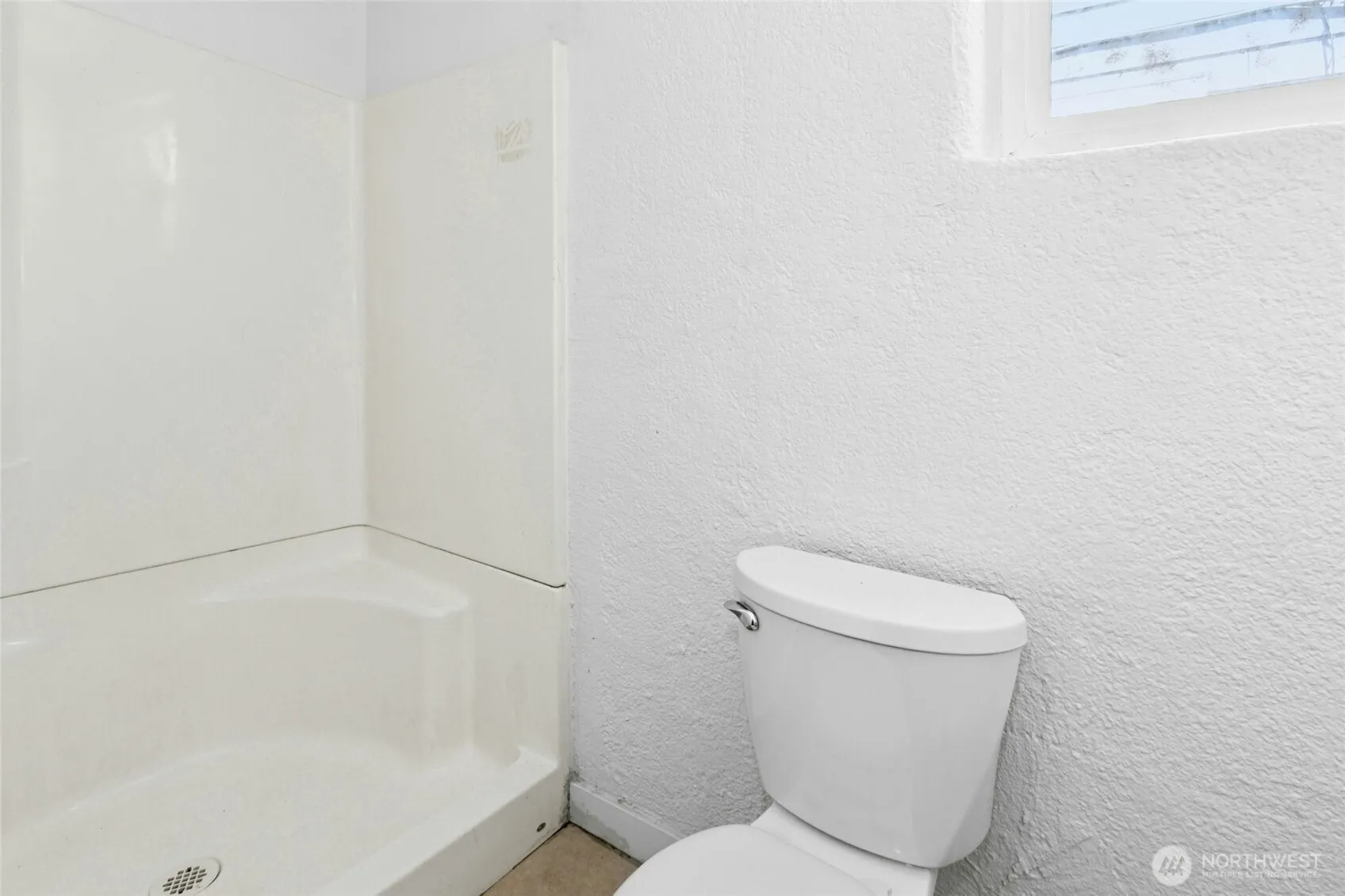 525 Central Avenue N, Kent, WA 98032