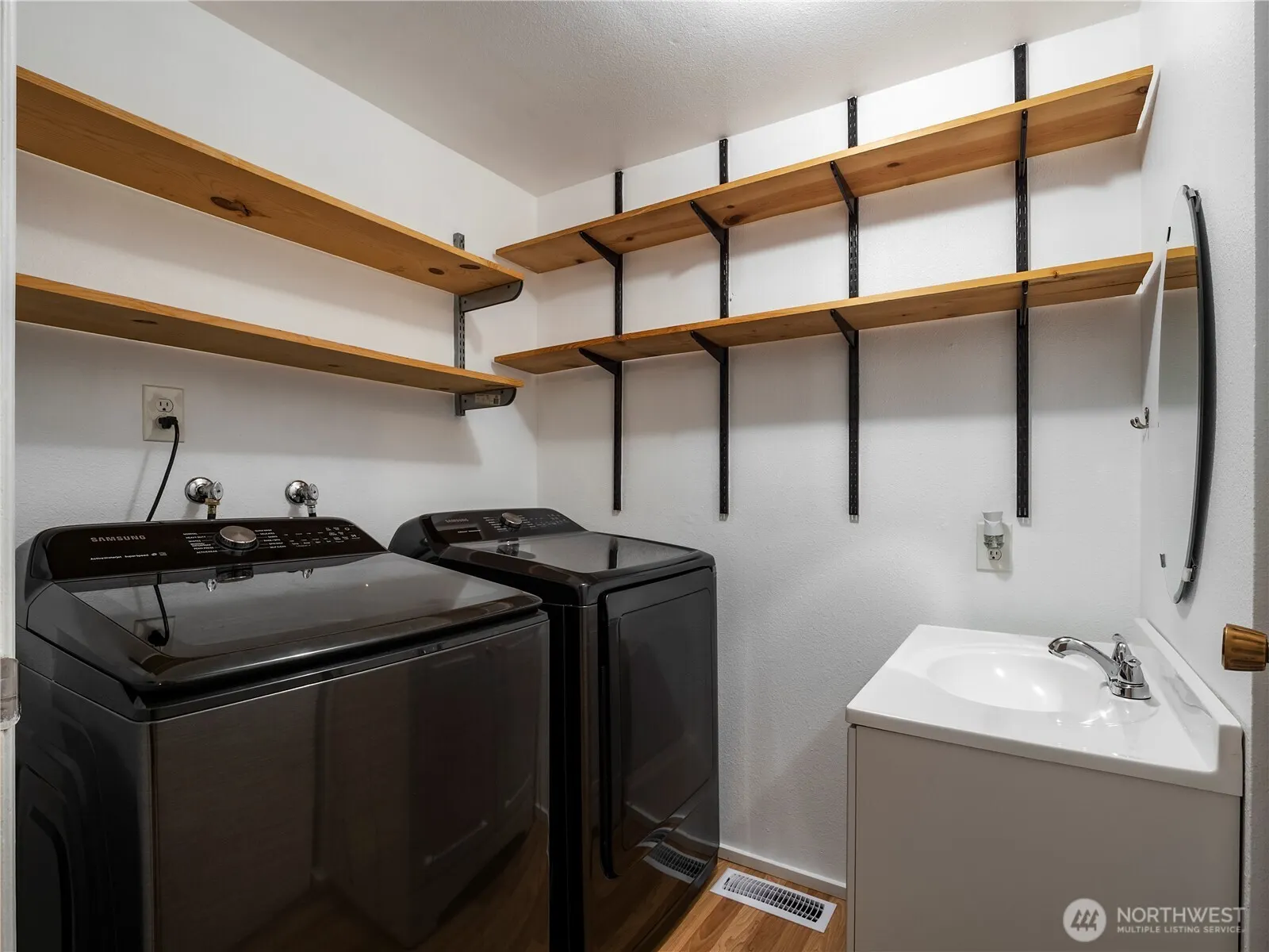 1908 SE 21st Place , Renton, WA 98055