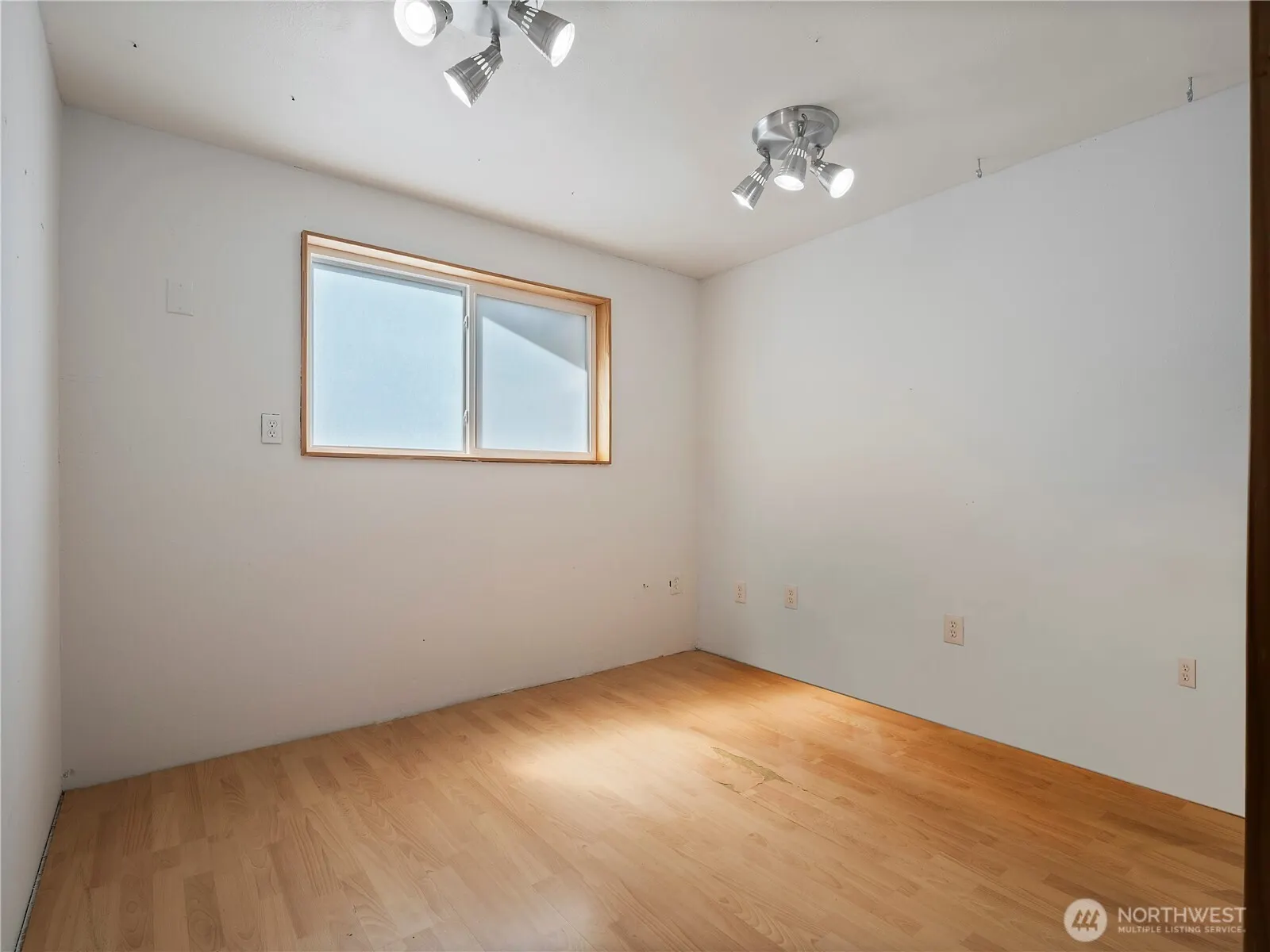 1908 SE 21st Place , Renton, WA 98055