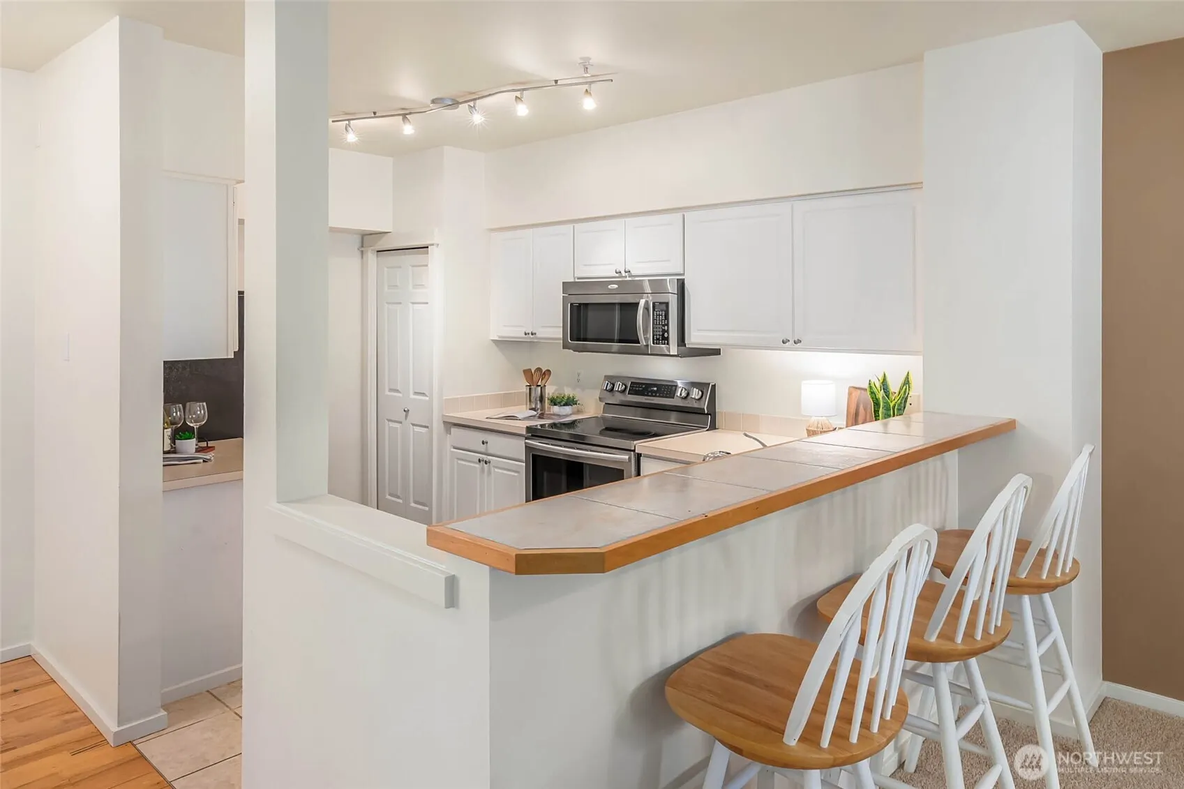 2009 196th Street SE #C202, Bothell, WA 98012
