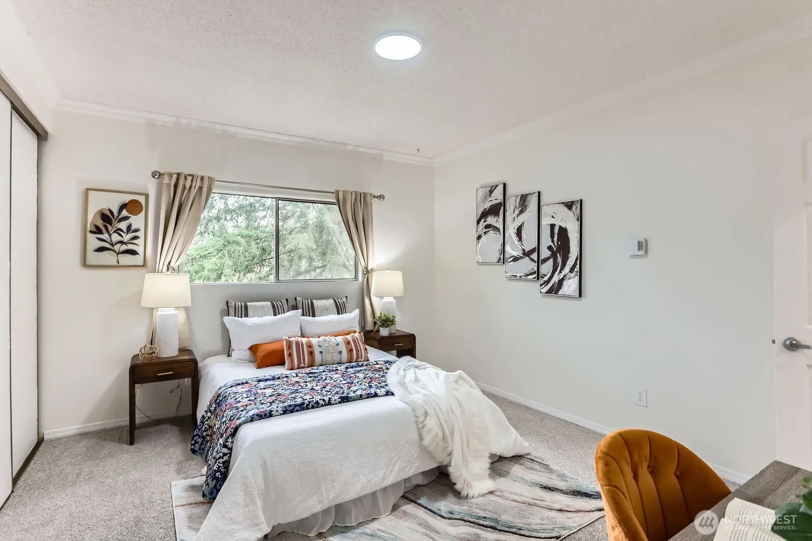 14547 NE 40th St #J302, Bellevue, WA 98007