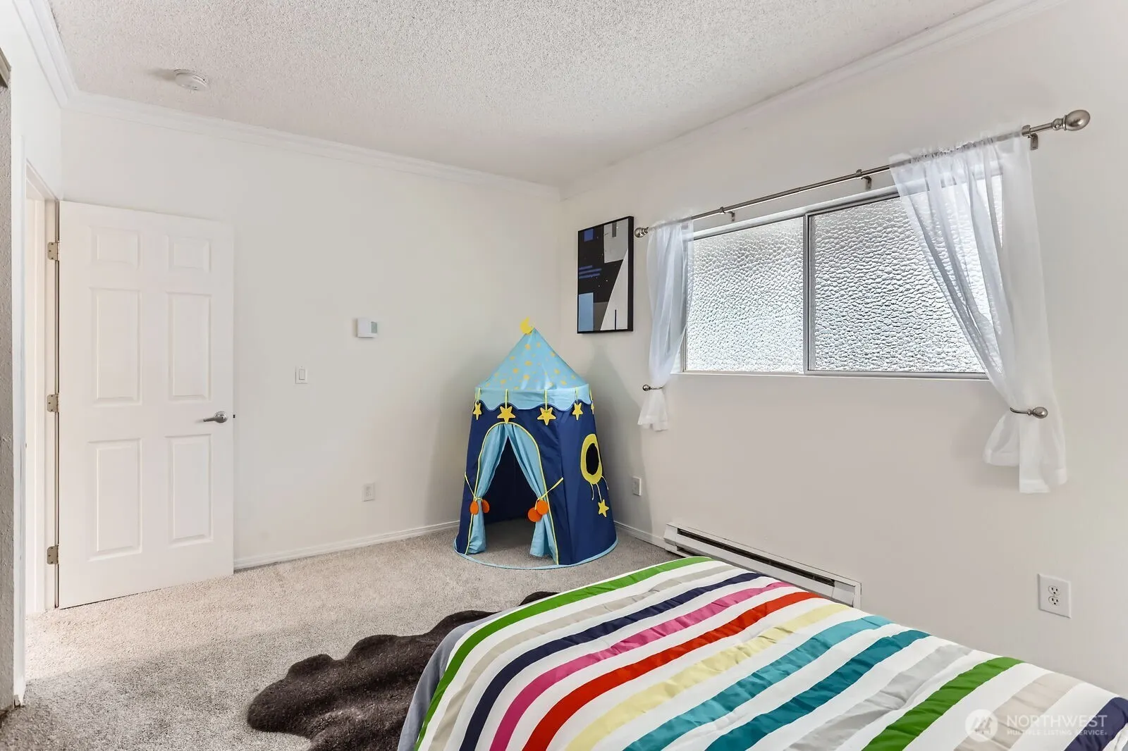 14547 NE 40th St #J302, Bellevue, WA 98007