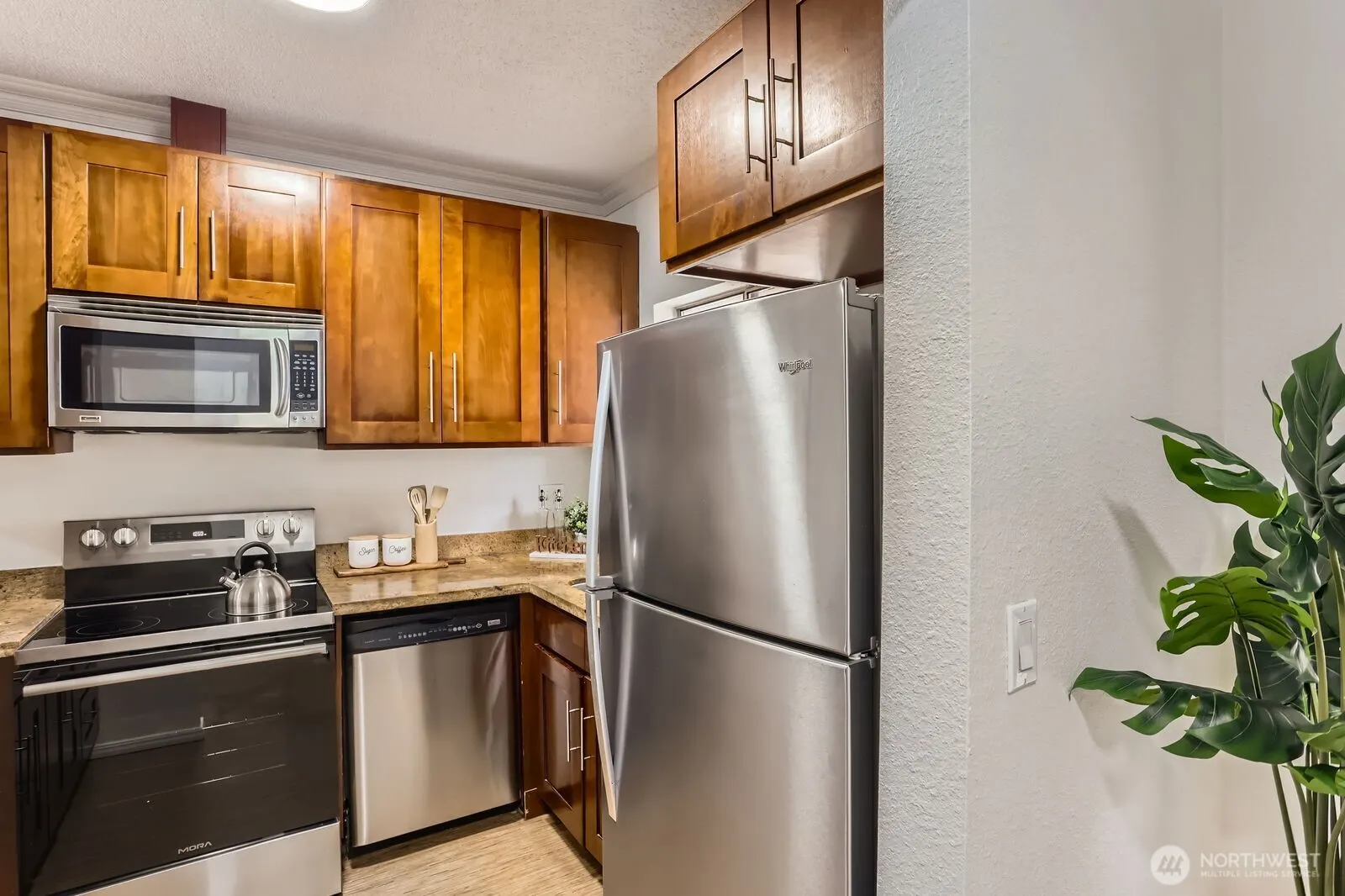 14547 NE 40th St #J302, Bellevue, WA 98007