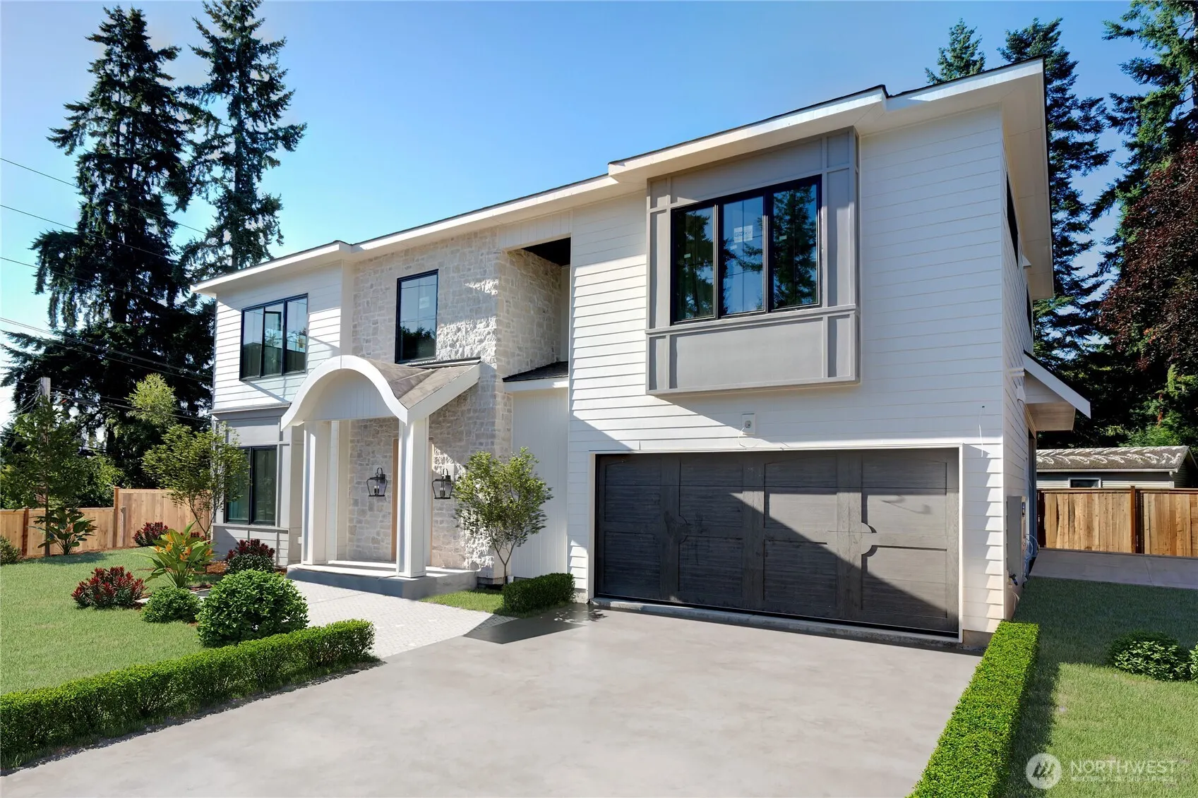 10789 SE 10TH Street , Bellevue, WA 98004