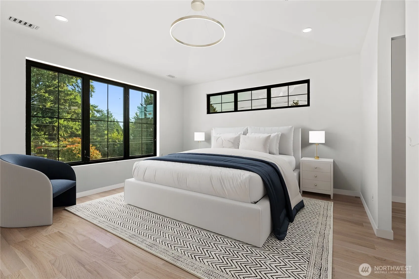 10789 SE 10TH Street , Bellevue, WA 98004