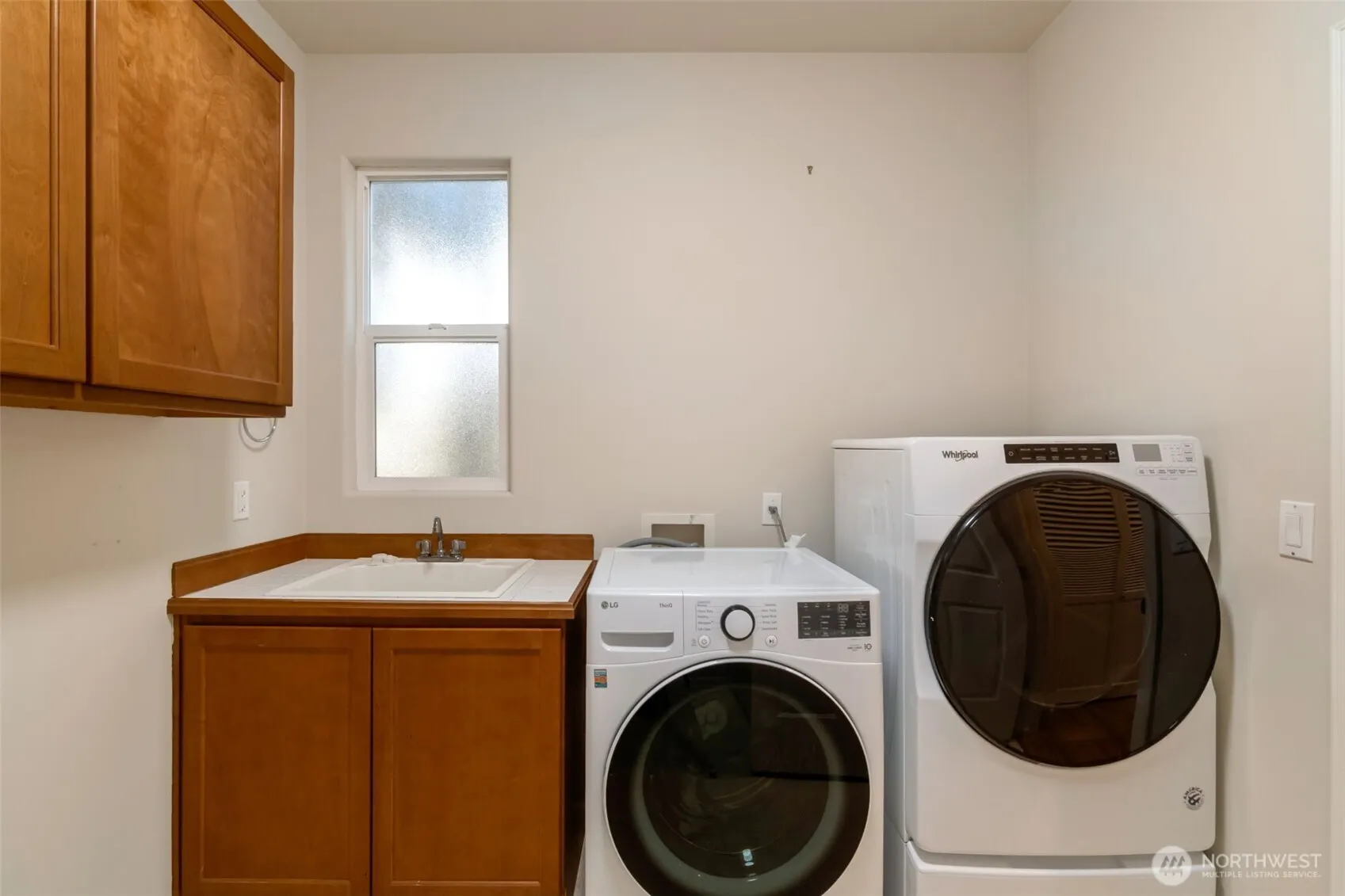 11218 NE 117th Street , Kirkland, WA 98034