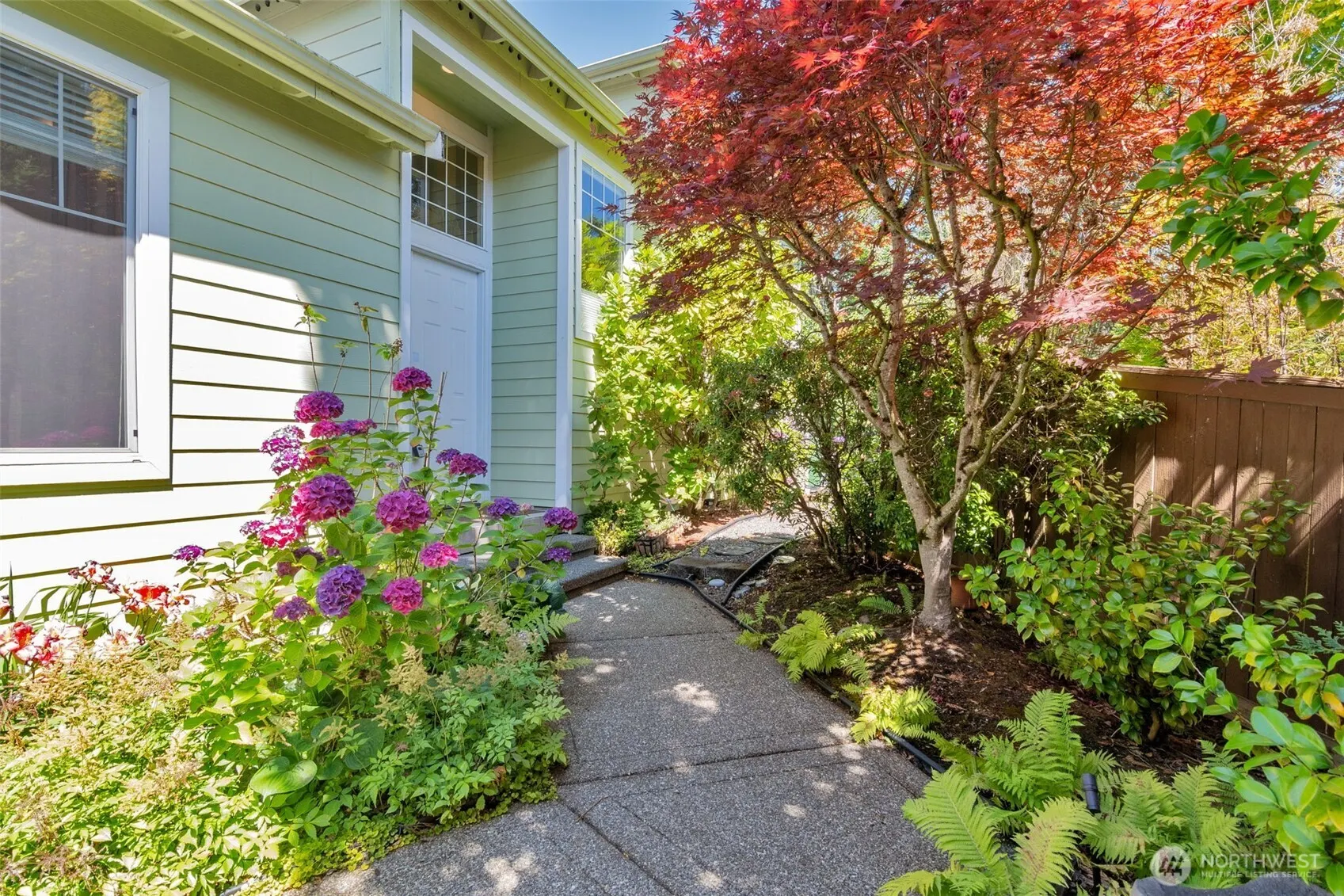 11218 NE 117th Street , Kirkland, WA 98034