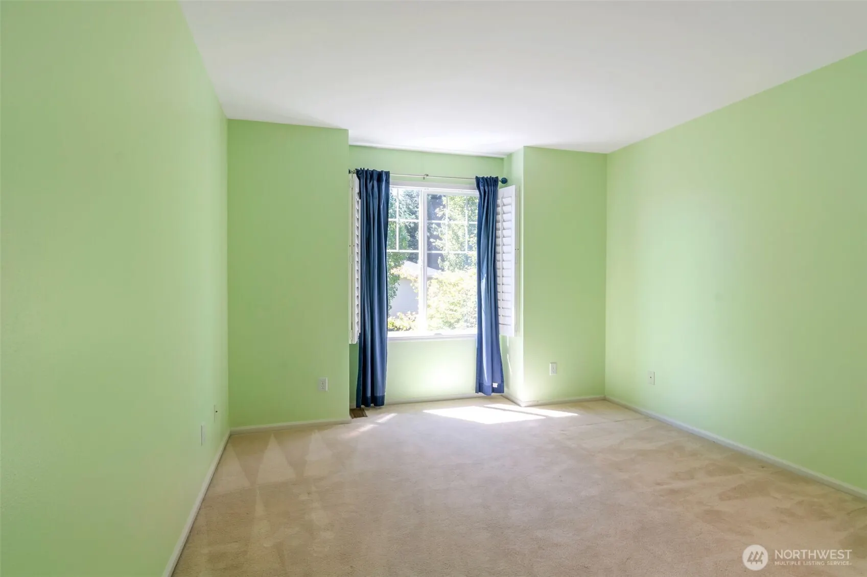 11218 NE 117th Street , Kirkland, WA 98034