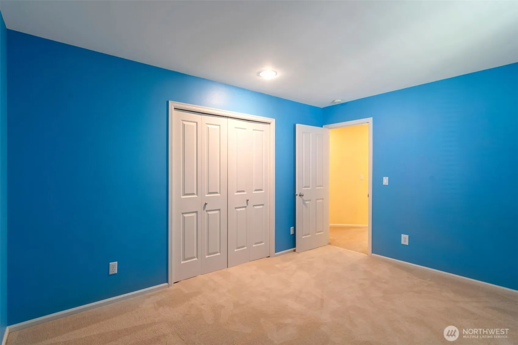 11218 NE 117th Street , Kirkland, WA 98034