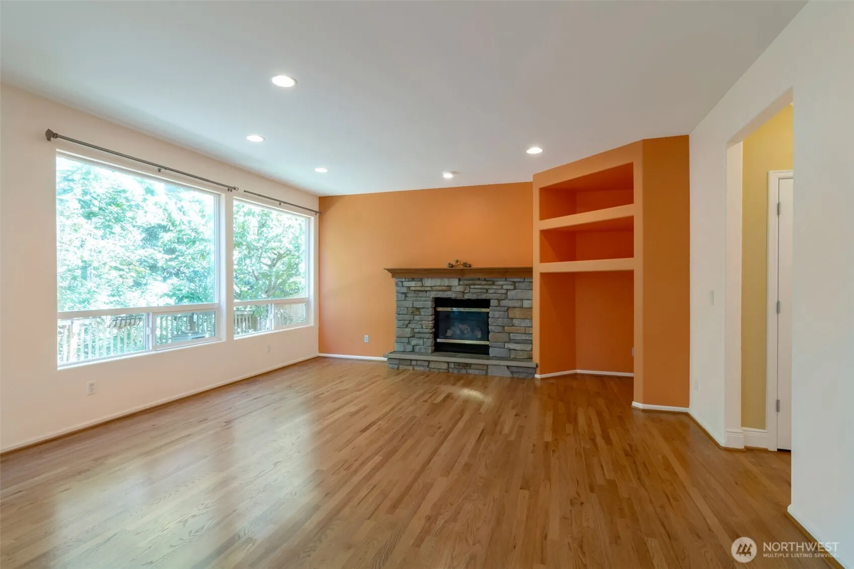 11218 NE 117th Street , Kirkland, WA 98034