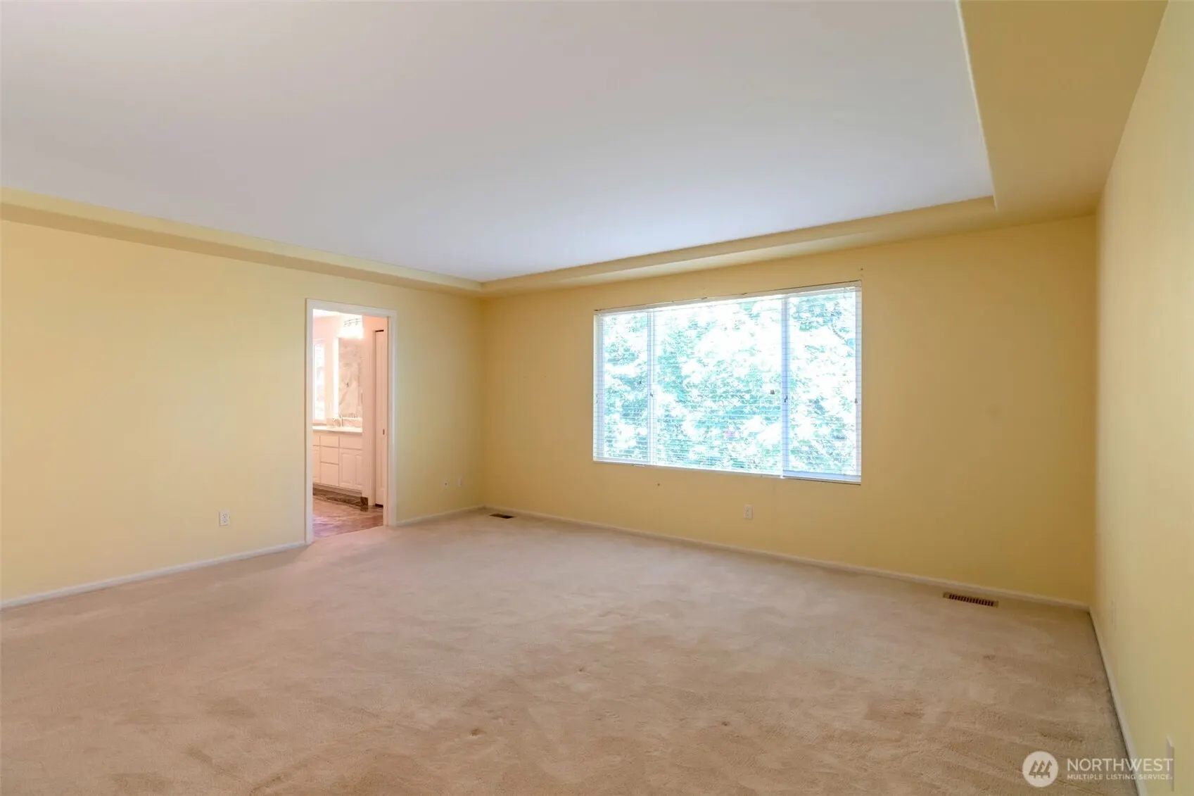 11218 NE 117th Street , Kirkland, WA 98034