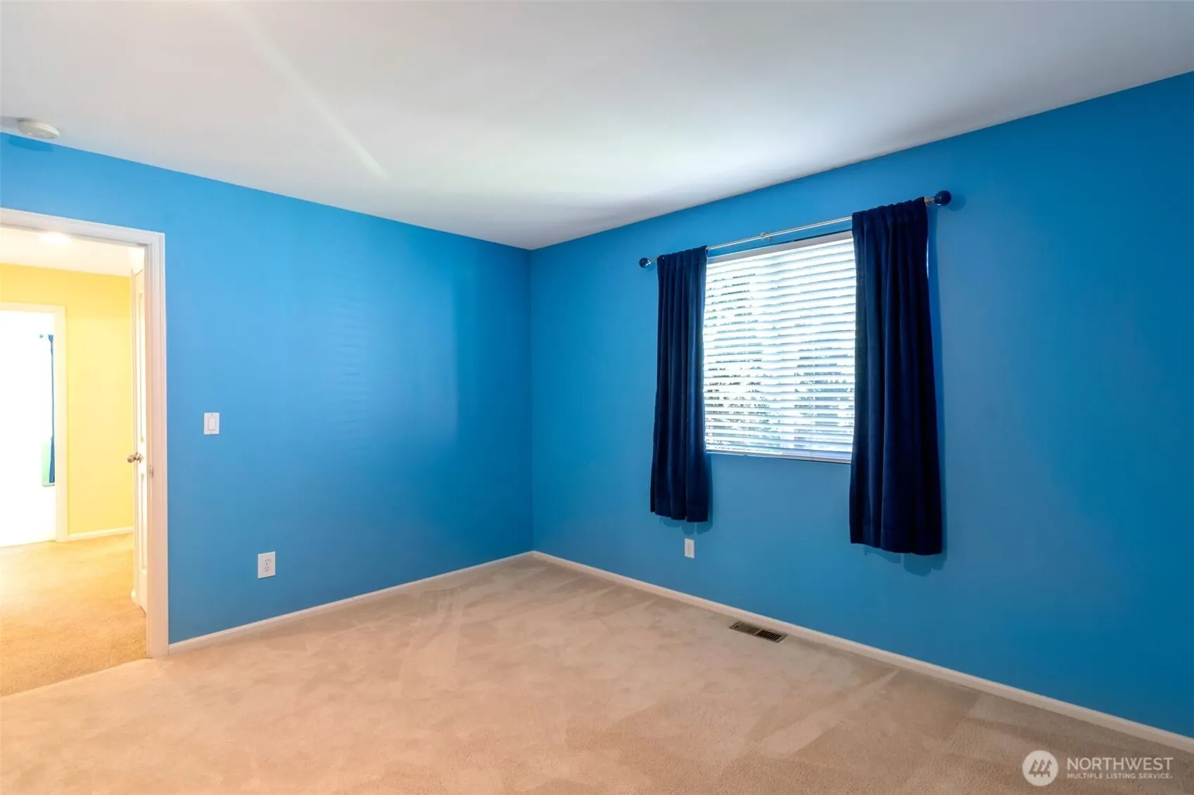 11218 NE 117th Street , Kirkland, WA 98034