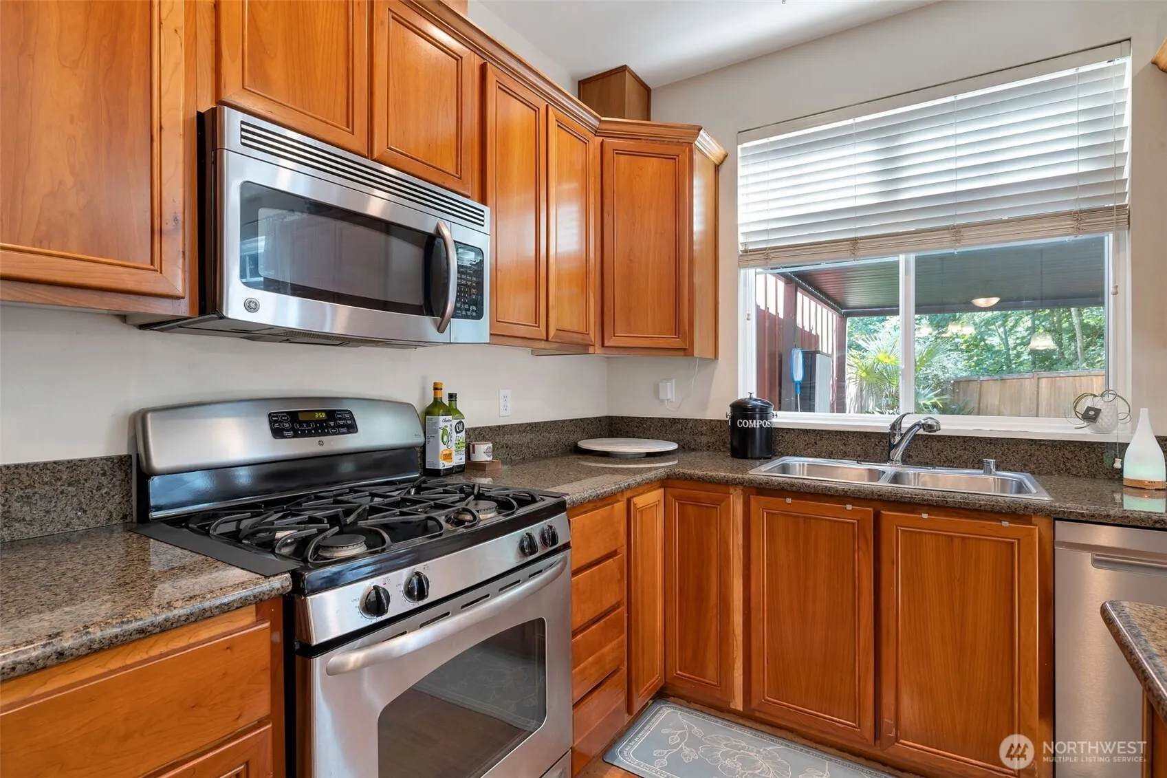 12900 SE 268th Street #C2, Kent, WA 98030