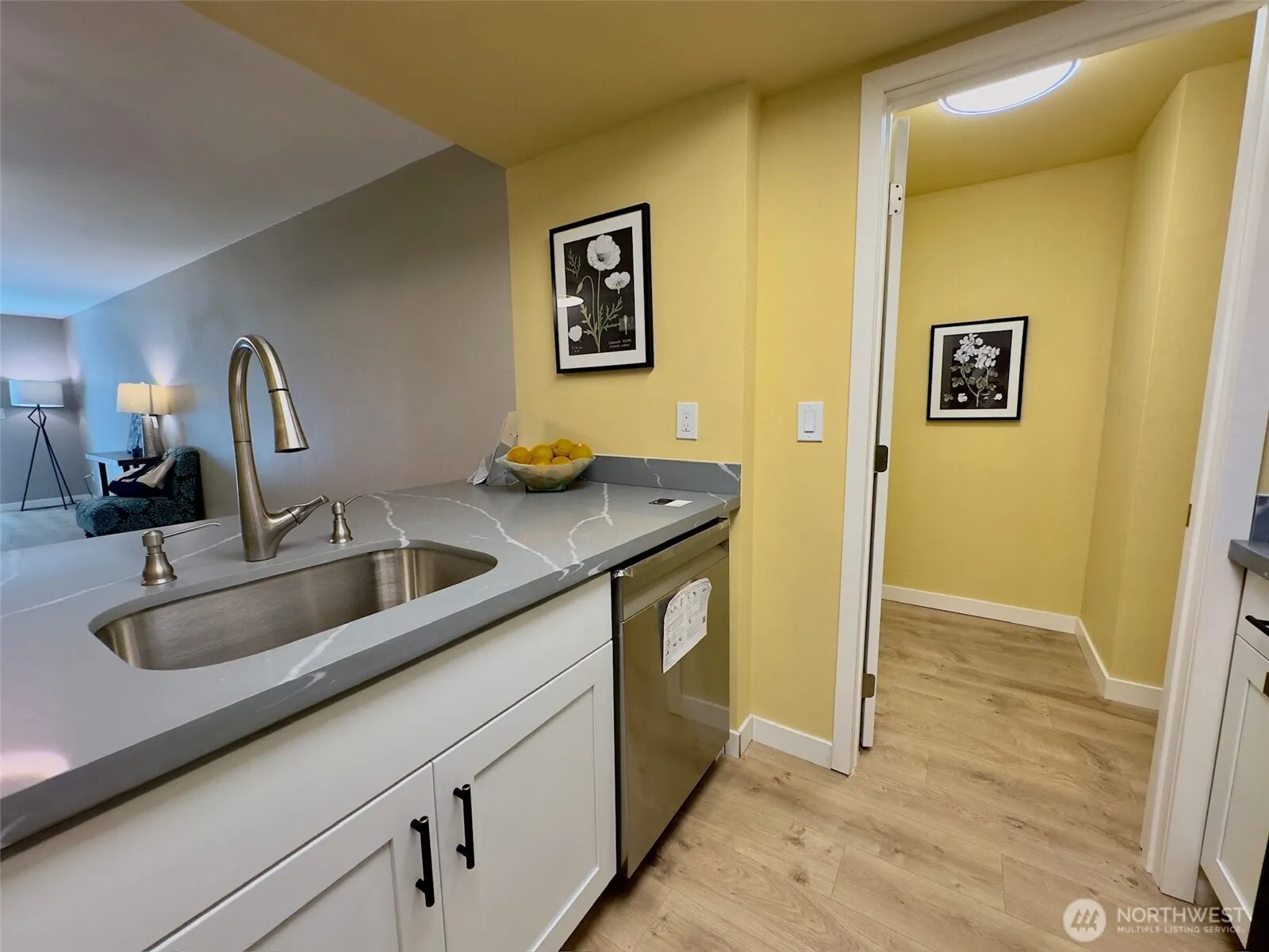 14480 NE 31st Street #J101, Bellevue, WA 98007