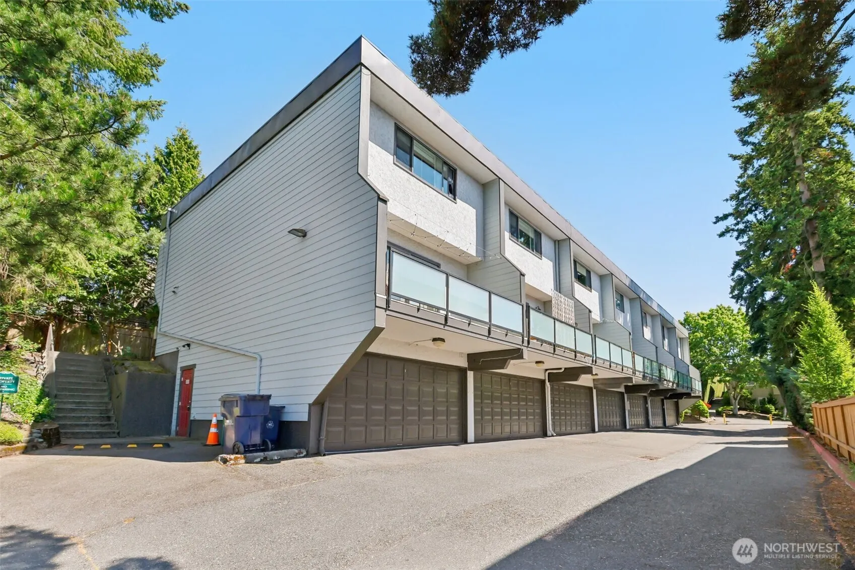 350 4th Avenue S #A5, Kirkland, WA 98033