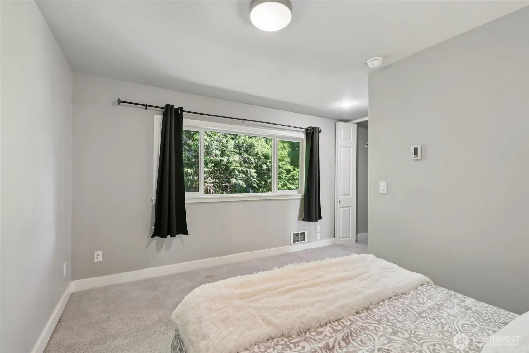 350 4th Avenue S #A5, Kirkland, WA 98033