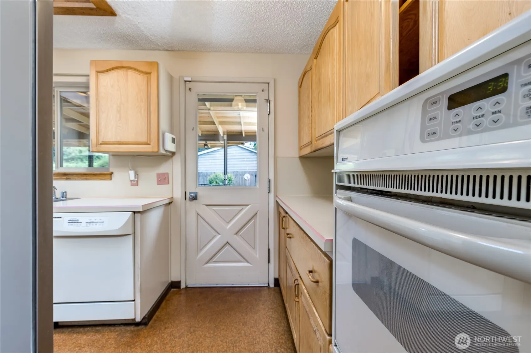 4135 S 239th Street , Kent, WA 98032