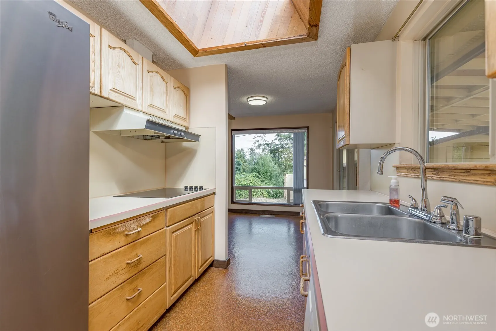 4135 S 239th Street , Kent, WA 98032