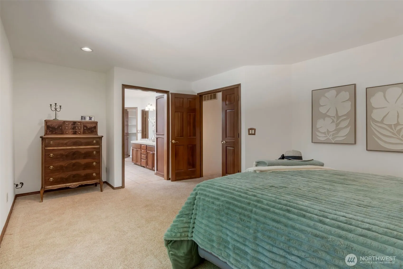 12112 NE 165th Place , Bothell, WA 98011