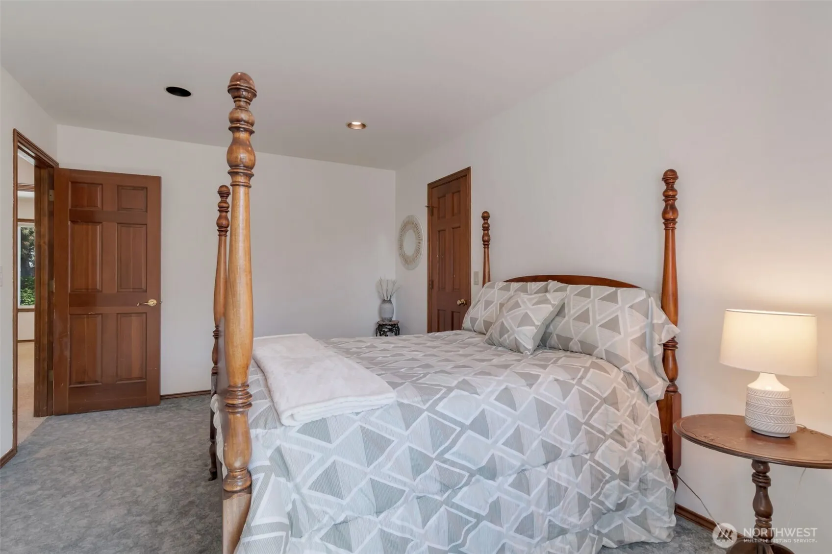 12112 NE 165th Place , Bothell, WA 98011