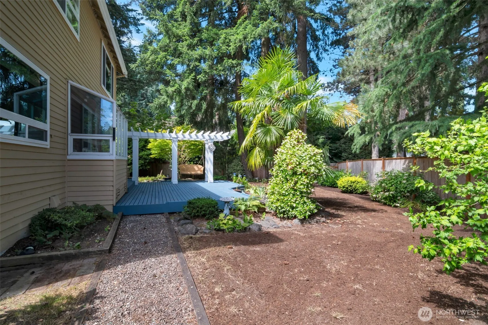 12112 NE 165th Place , Bothell, WA 98011