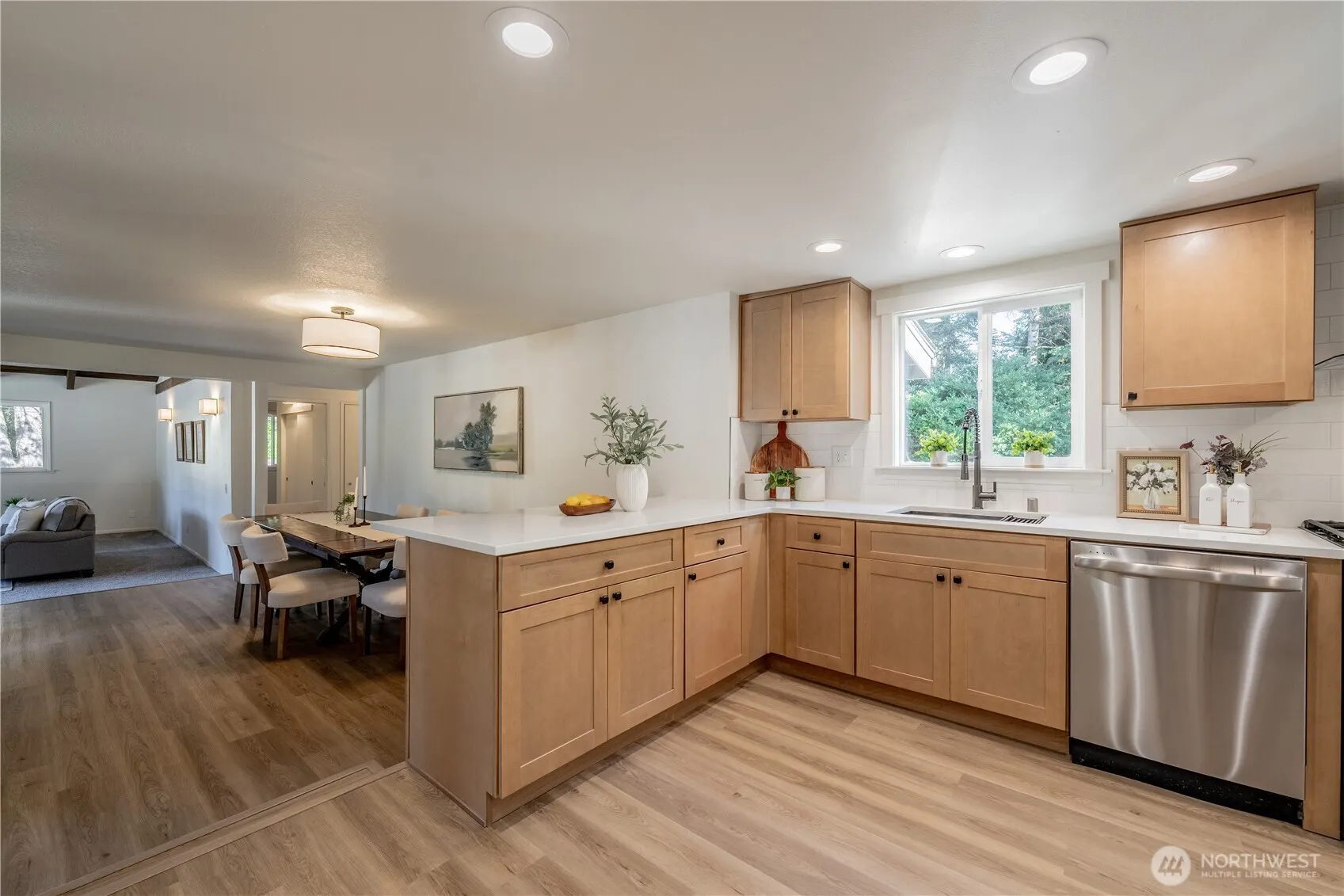 18414 Baldwin Road , Bothell, WA 98012