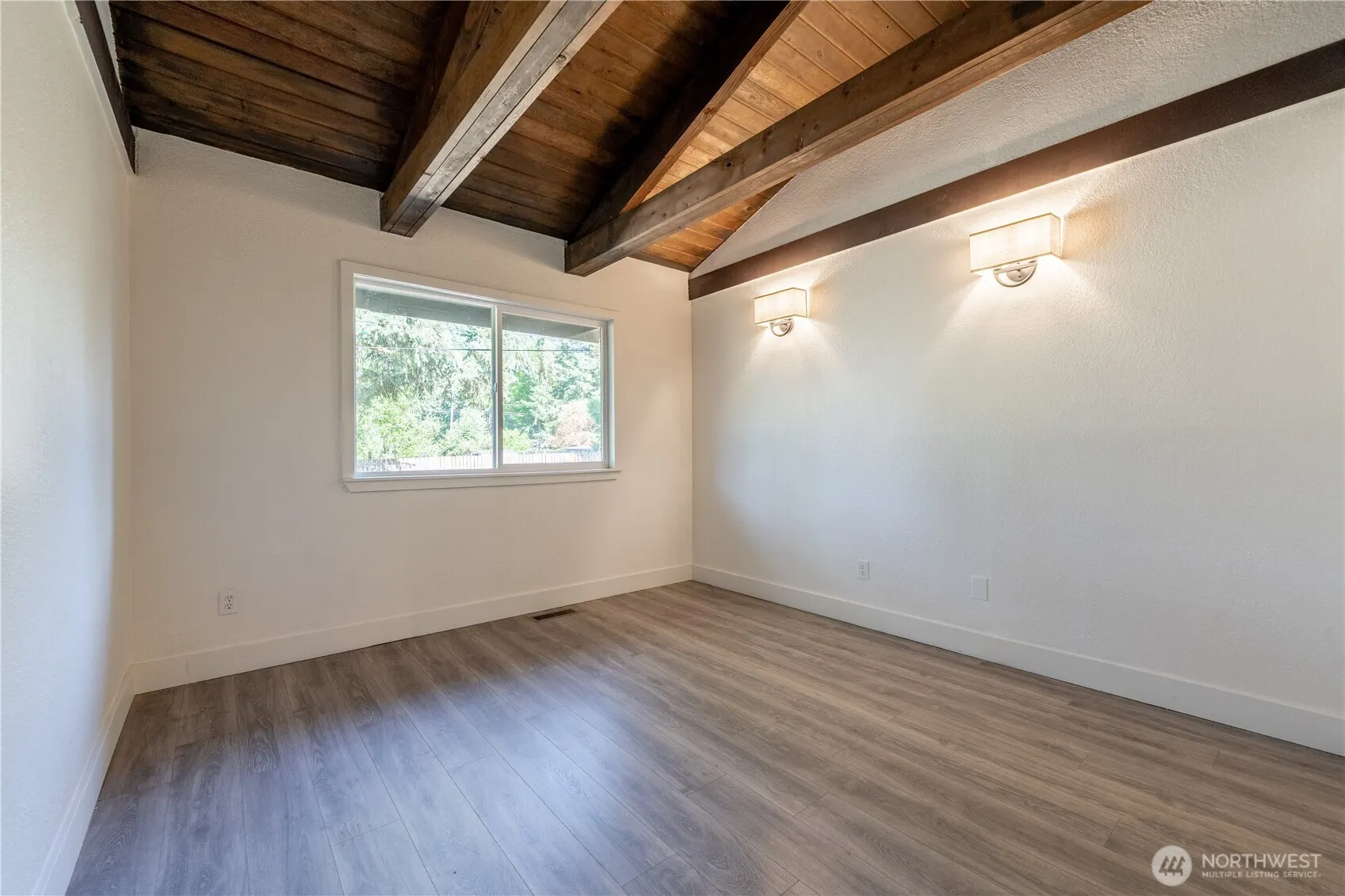 18414 Baldwin Road , Bothell, WA 98012