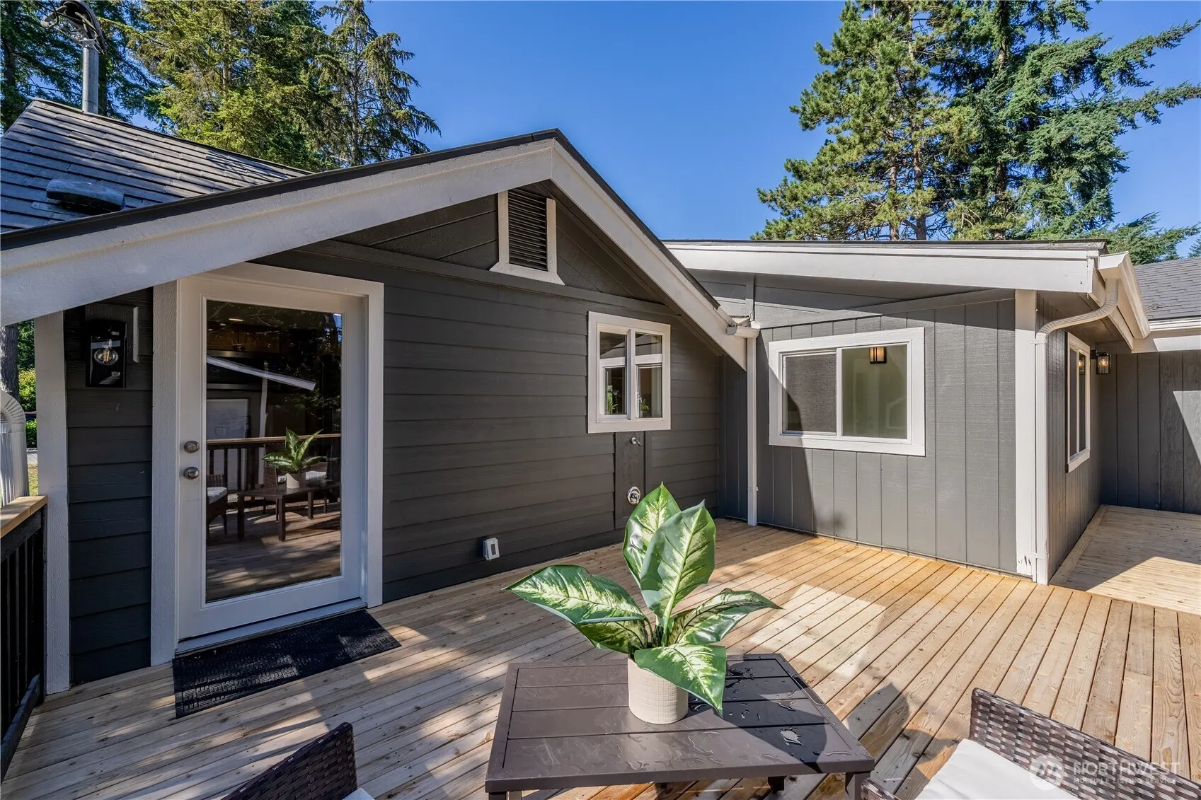 18414 Baldwin Road , Bothell, WA 98012