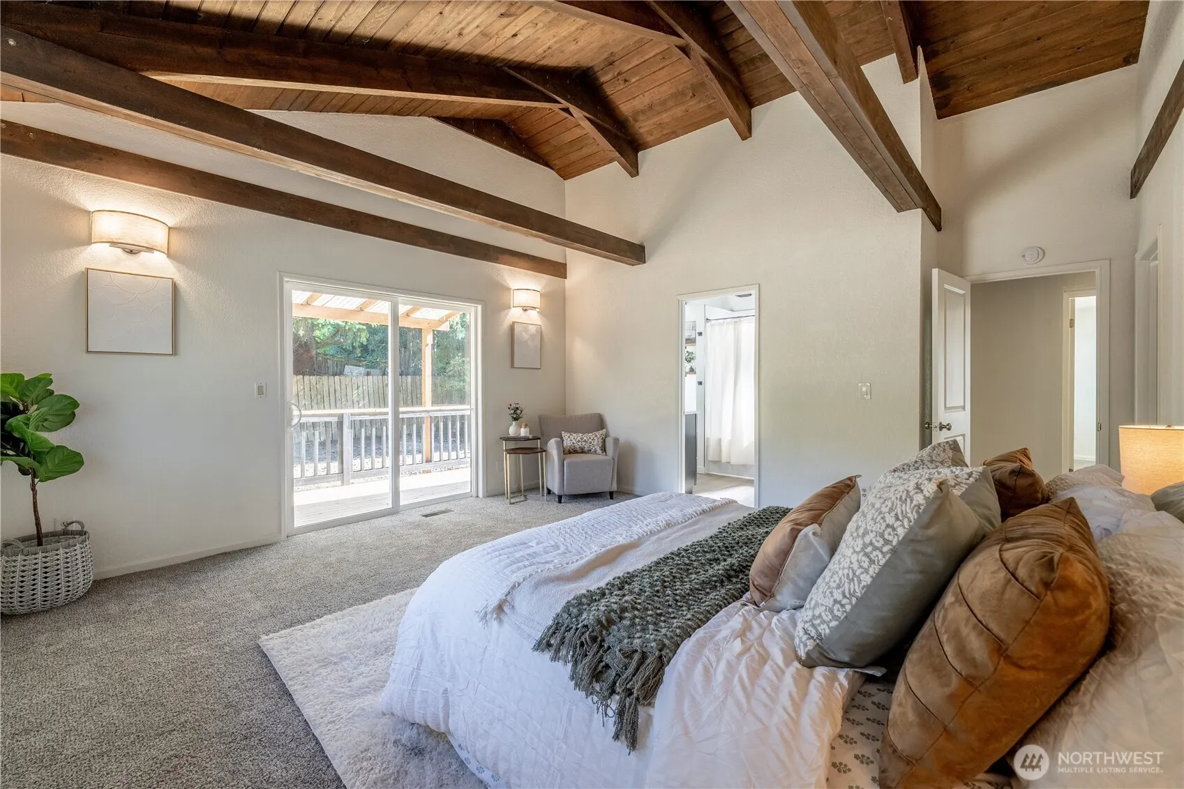 18414 Baldwin Road , Bothell, WA 98012