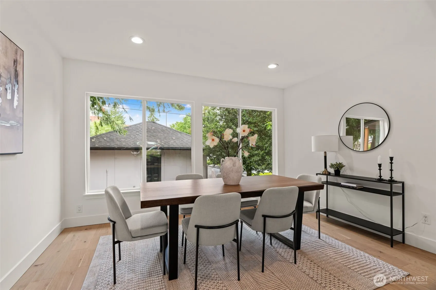 321 17th Avenue E, Seattle, WA 98112