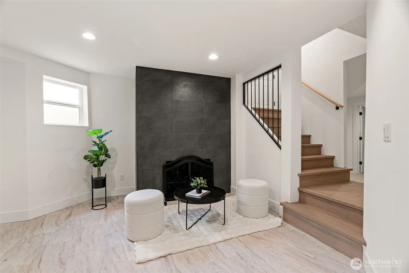 321 17th Avenue E, Seattle, WA 98112
