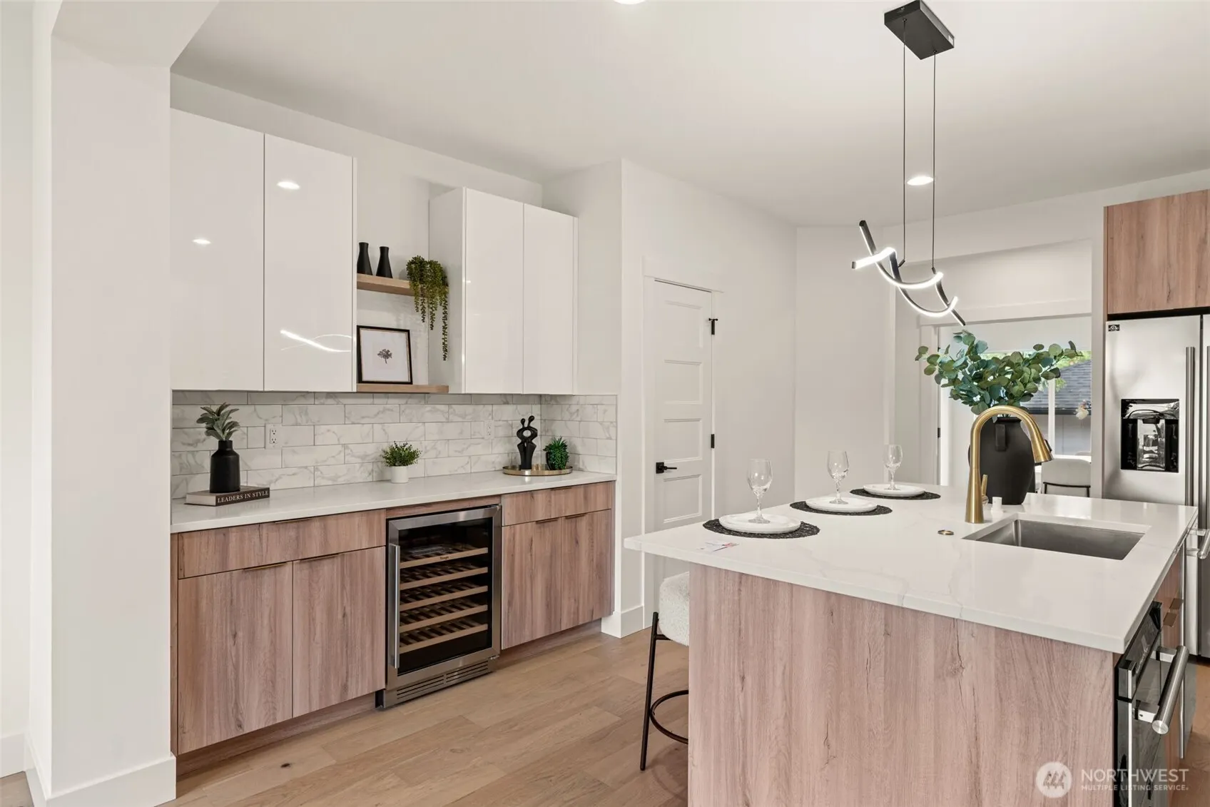 321 17th Avenue E, Seattle, WA 98112