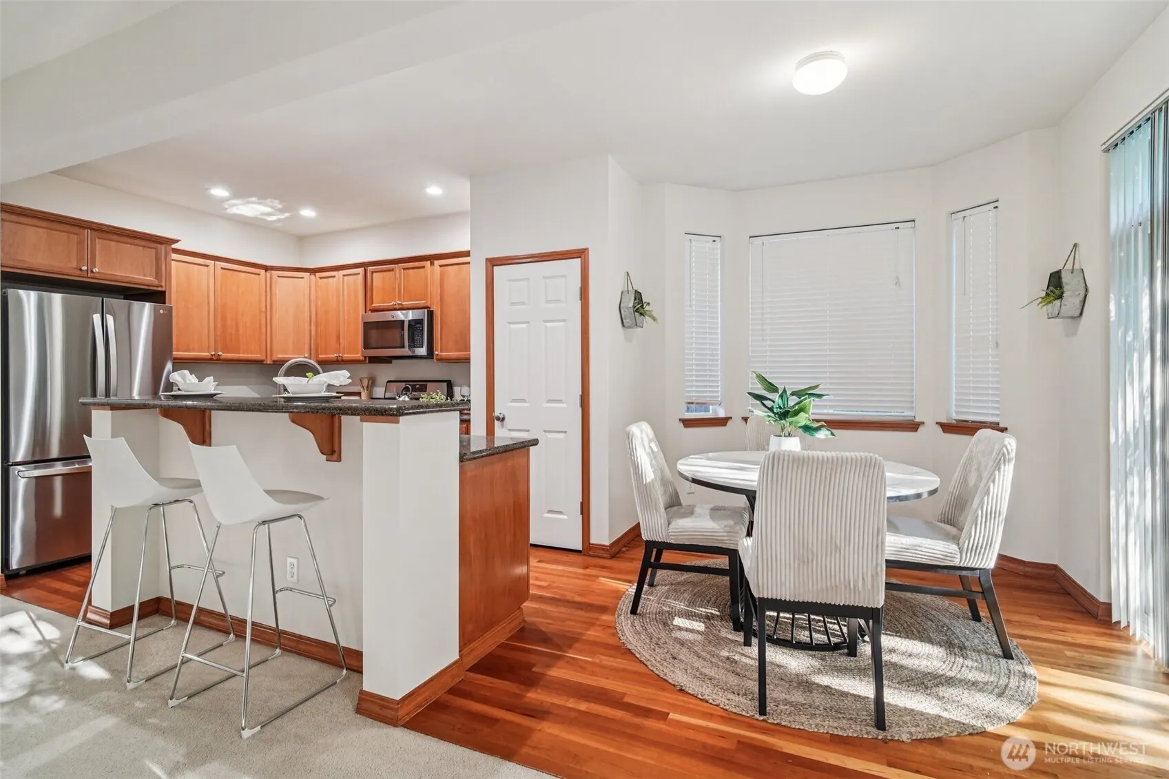 20339 128th Place NE, Woodinville, WA 98072
