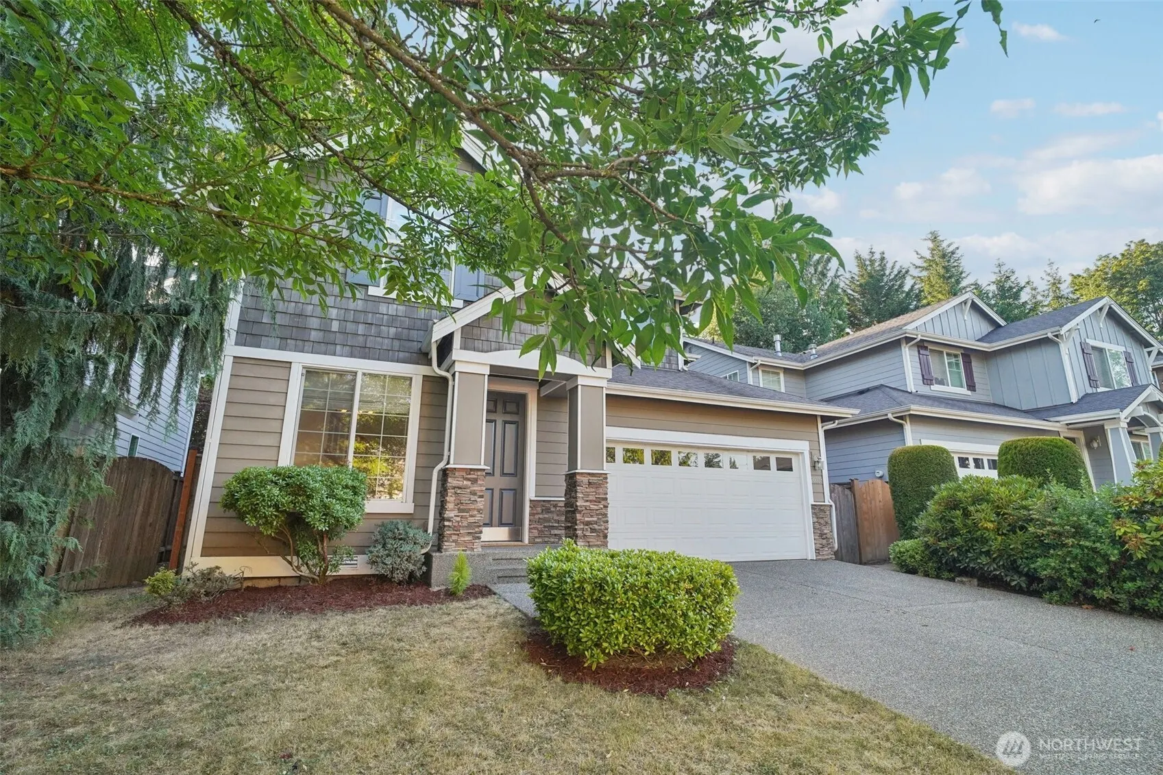 20339 128th Place NE, Woodinville, WA 98072