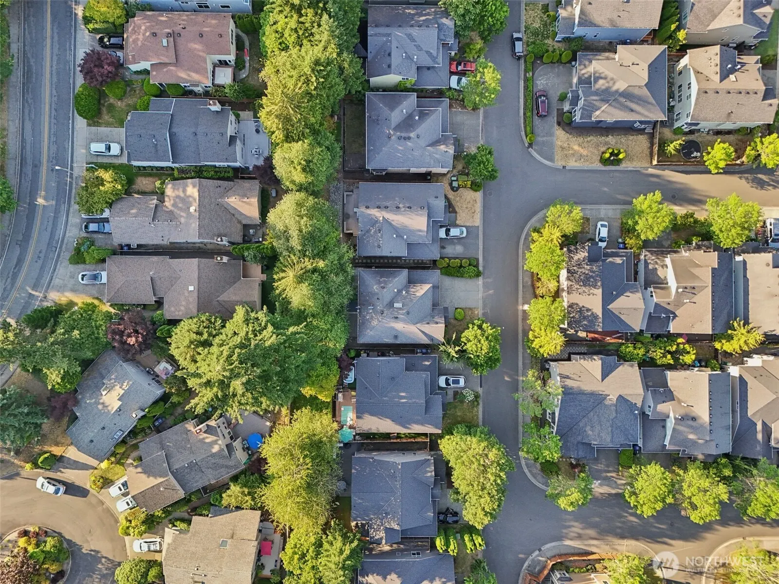 20339 128th Place NE, Woodinville, WA 98072