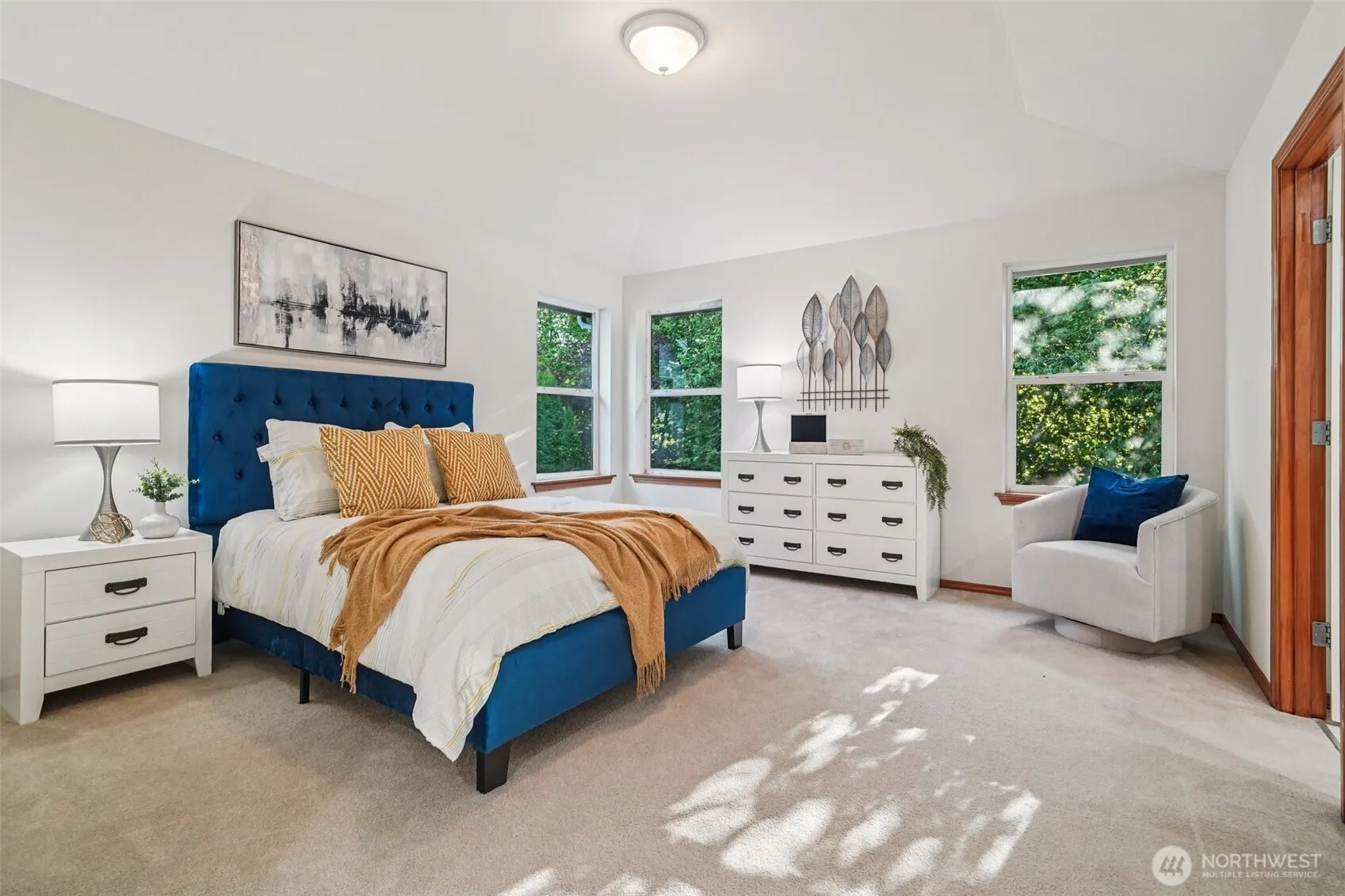 20339 128th Place NE, Woodinville, WA 98072