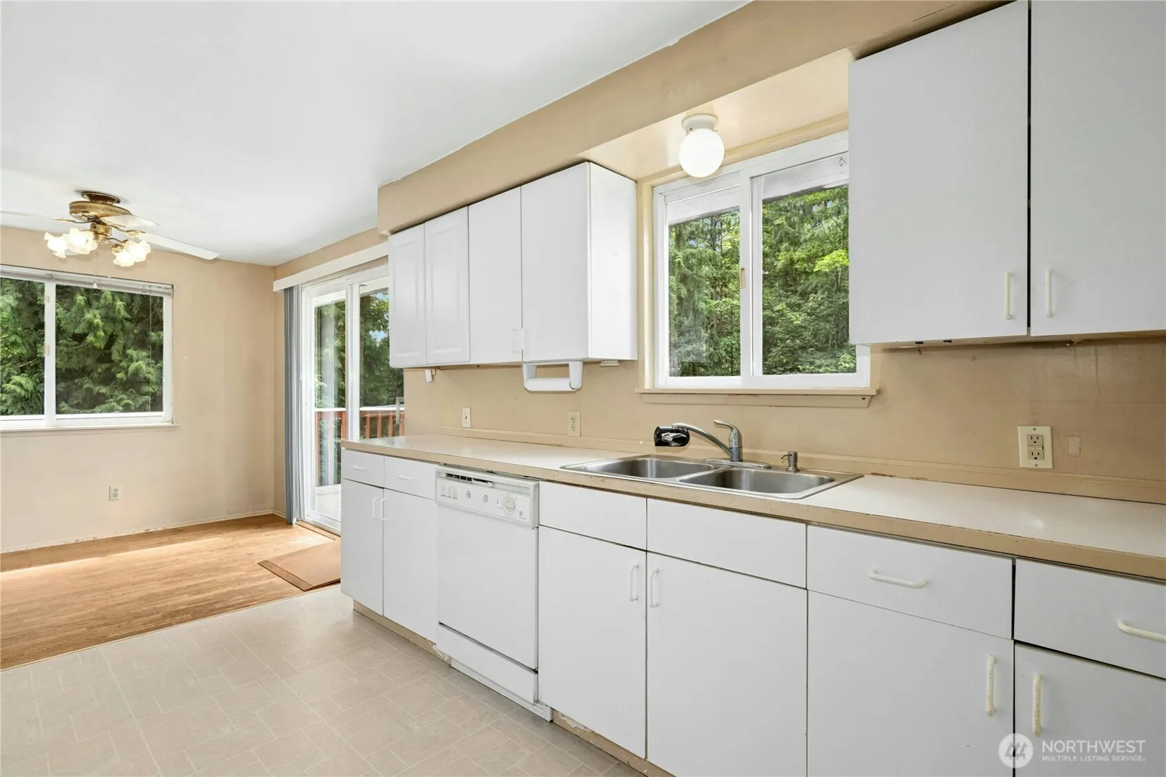 16519 Tiger Mountain Road SE, Issaquah, WA 98027