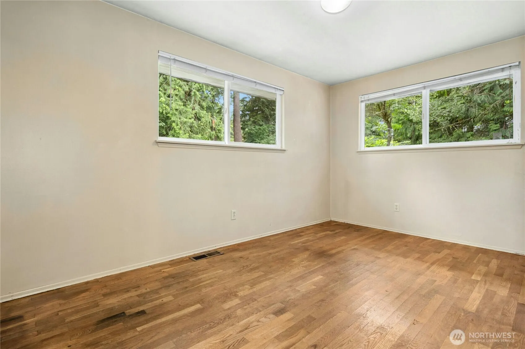 16519 Tiger Mountain Road SE, Issaquah, WA 98027