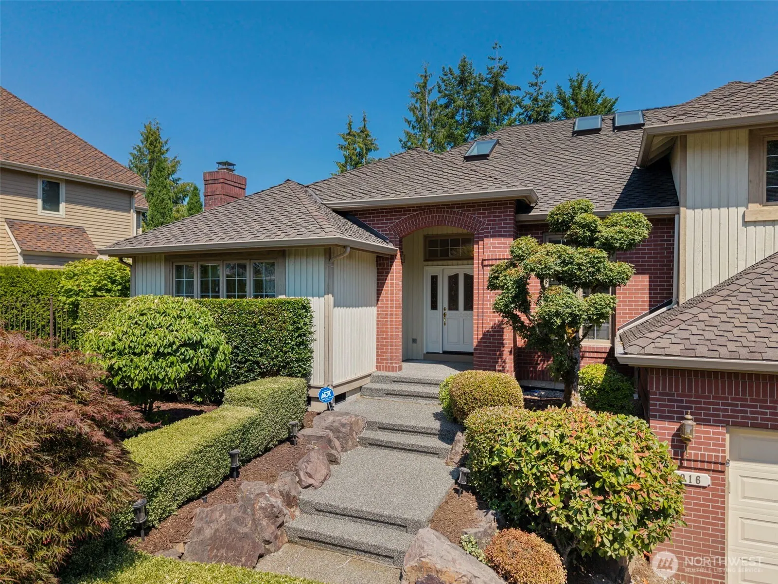 4916 162nd Court NE, Redmond, WA 98052