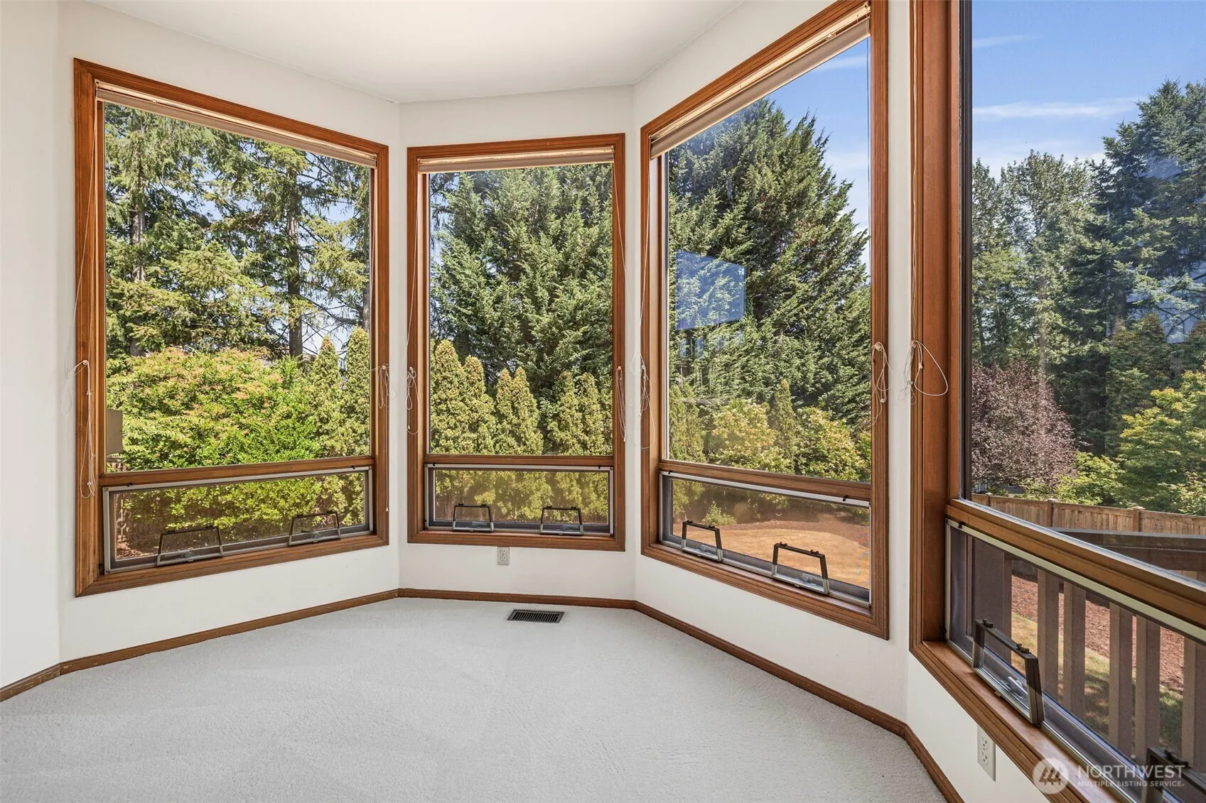 4916 162nd Court NE, Redmond, WA 98052