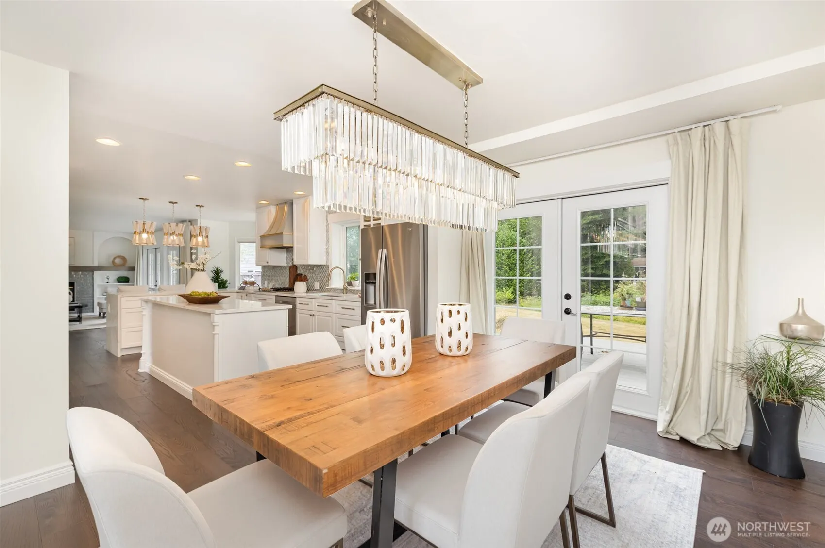 2412 237th Court NE, Sammamish, WA 98074